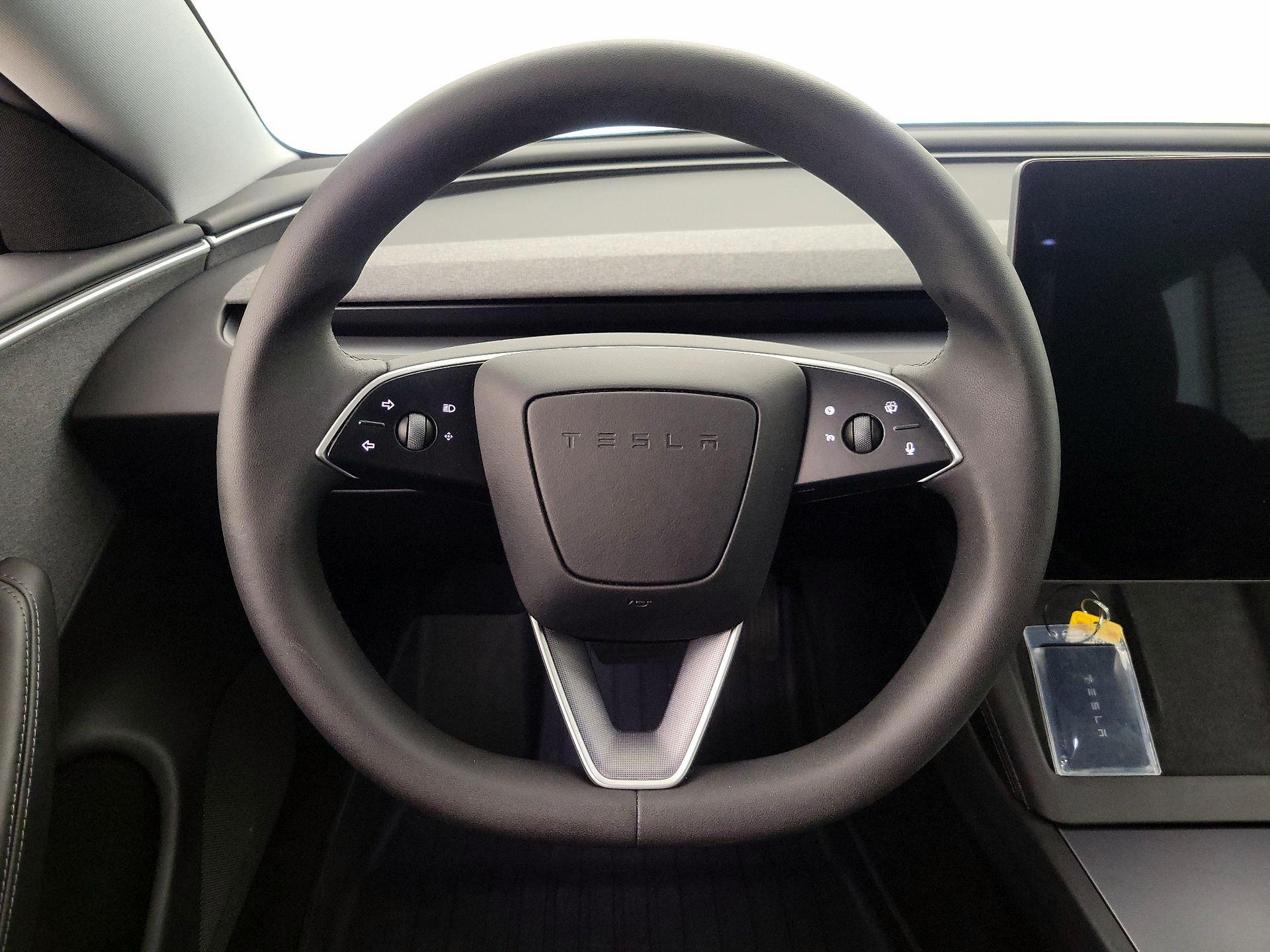 Thumbnail: 2024 Tesla Model 3 - 10