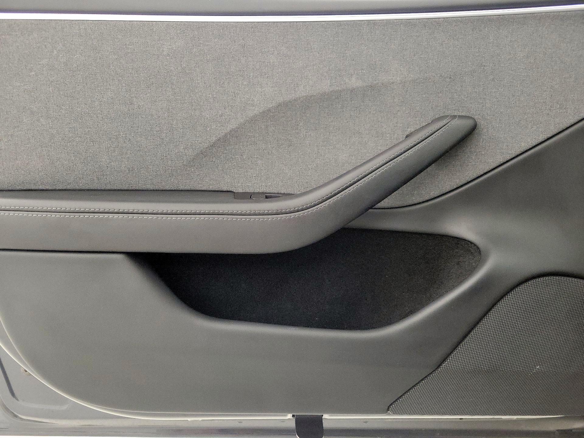 Thumbnail: 2024 Tesla Model 3 - 12