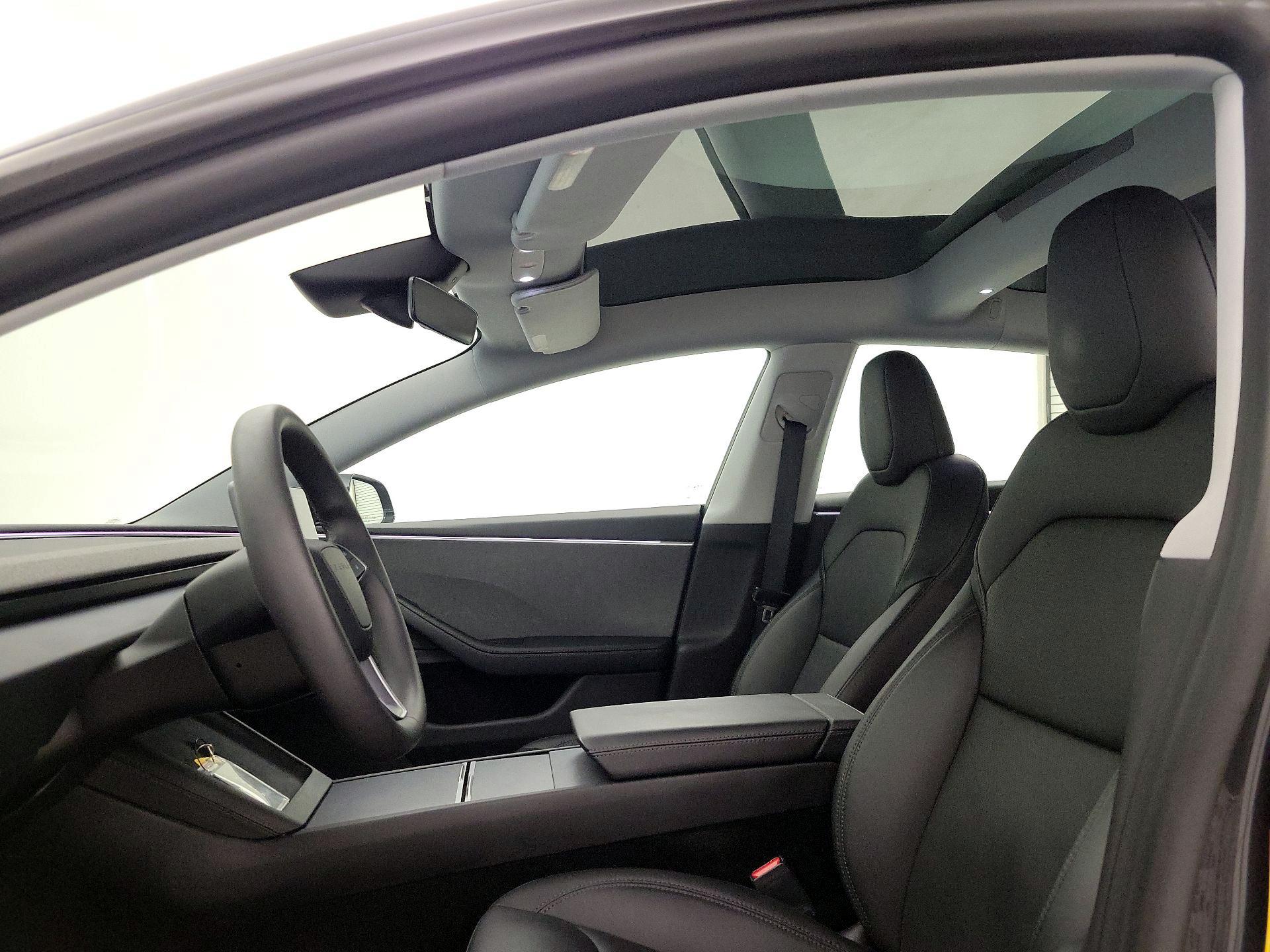 Thumbnail: 2024 Tesla Model 3 - 17