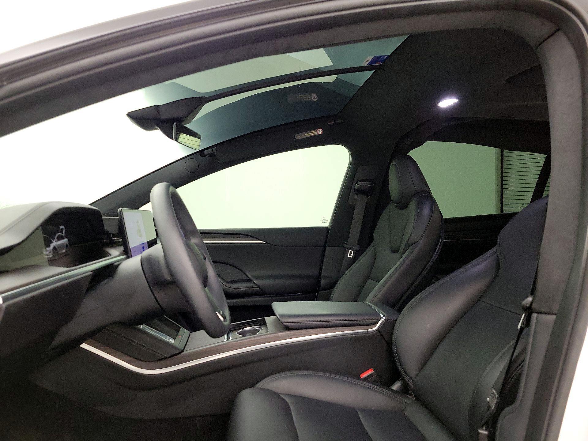 Thumbnail: 2024 Tesla Model X - 18