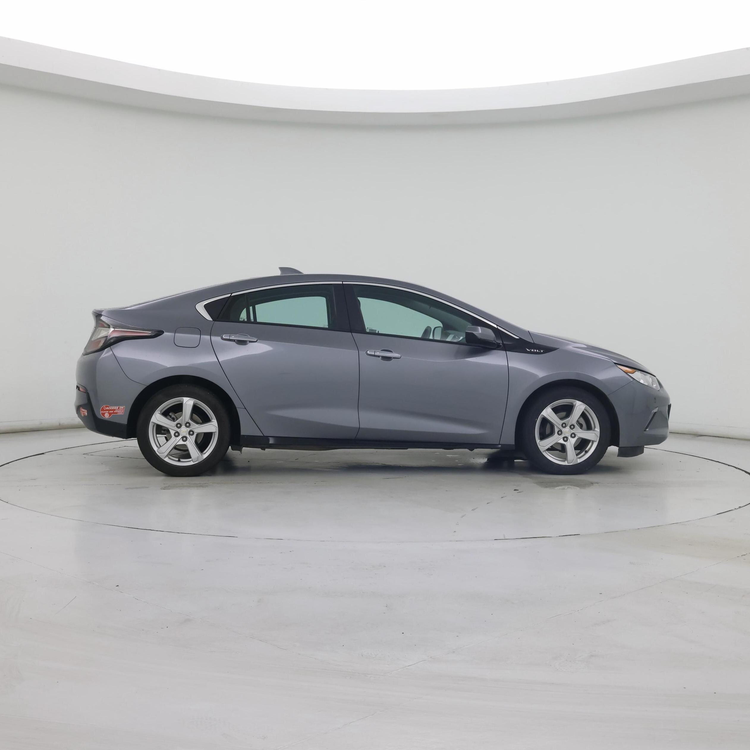 Thumbnail: 2019 Chevrolet Volt - 7