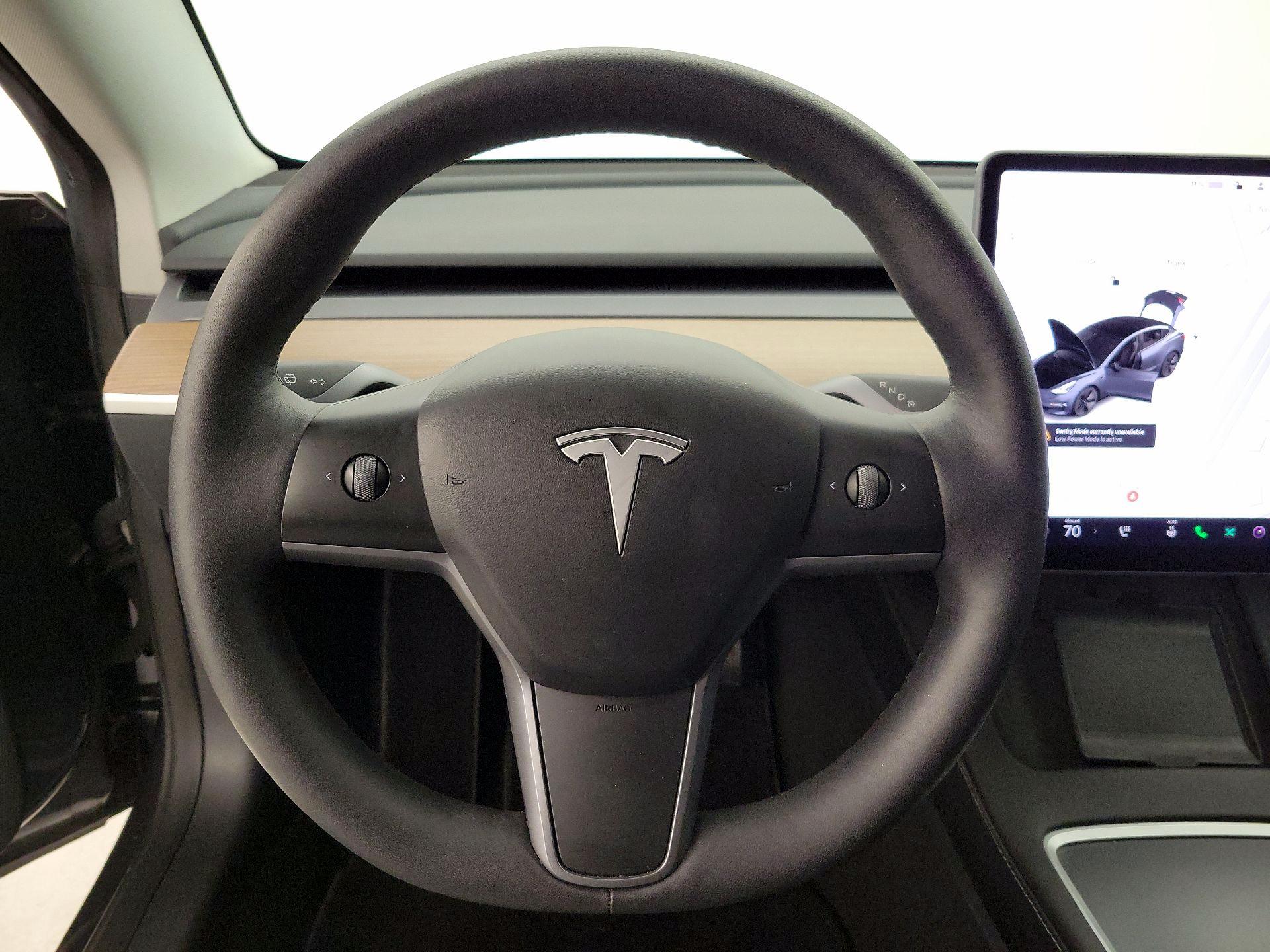 Thumbnail: 2023 Tesla Model 3 - 10