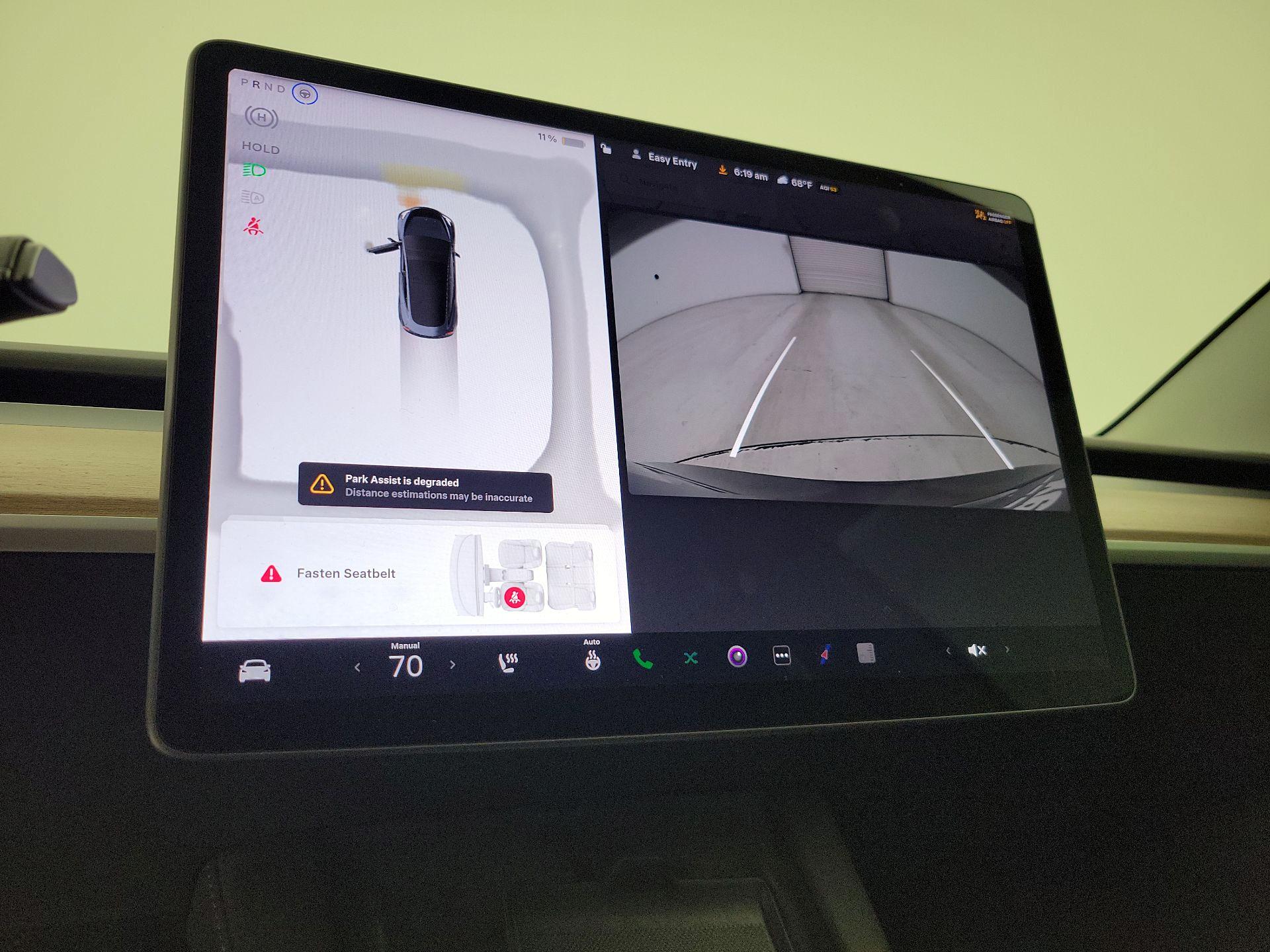 Thumbnail: 2023 Tesla Model 3 - 14