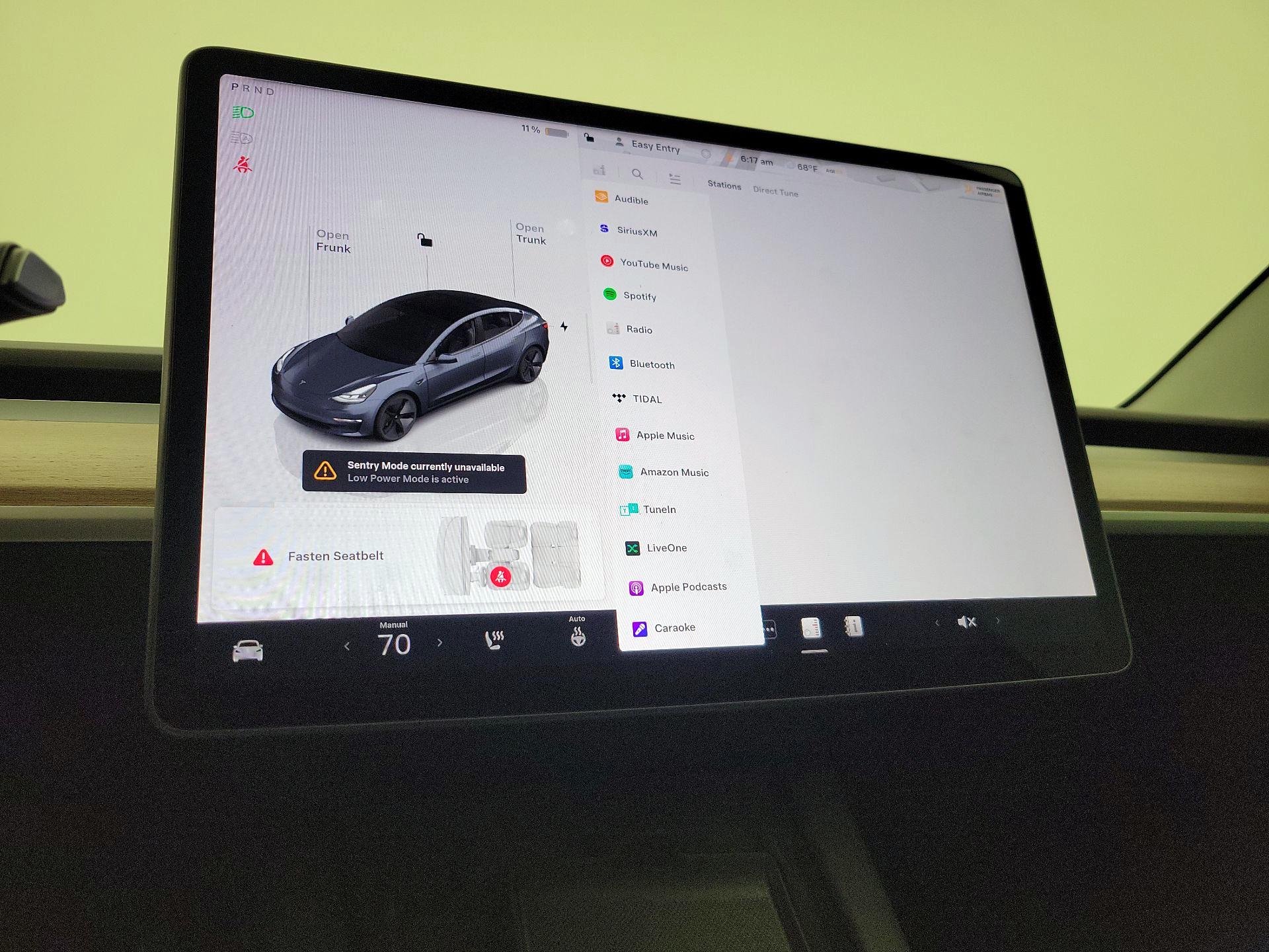 Thumbnail: 2023 Tesla Model 3 - 15
