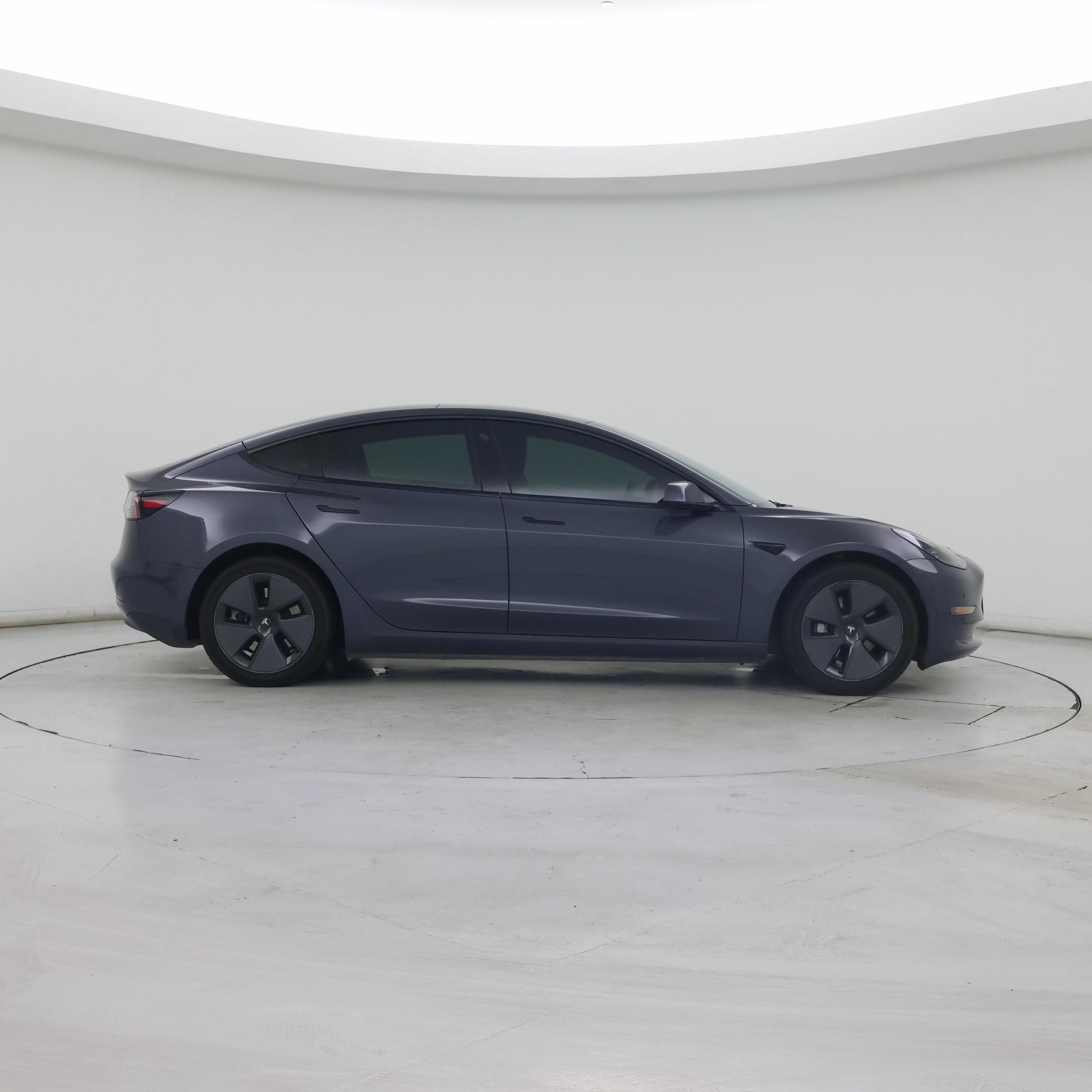 Thumbnail: 2023 Tesla Model 3 - 7