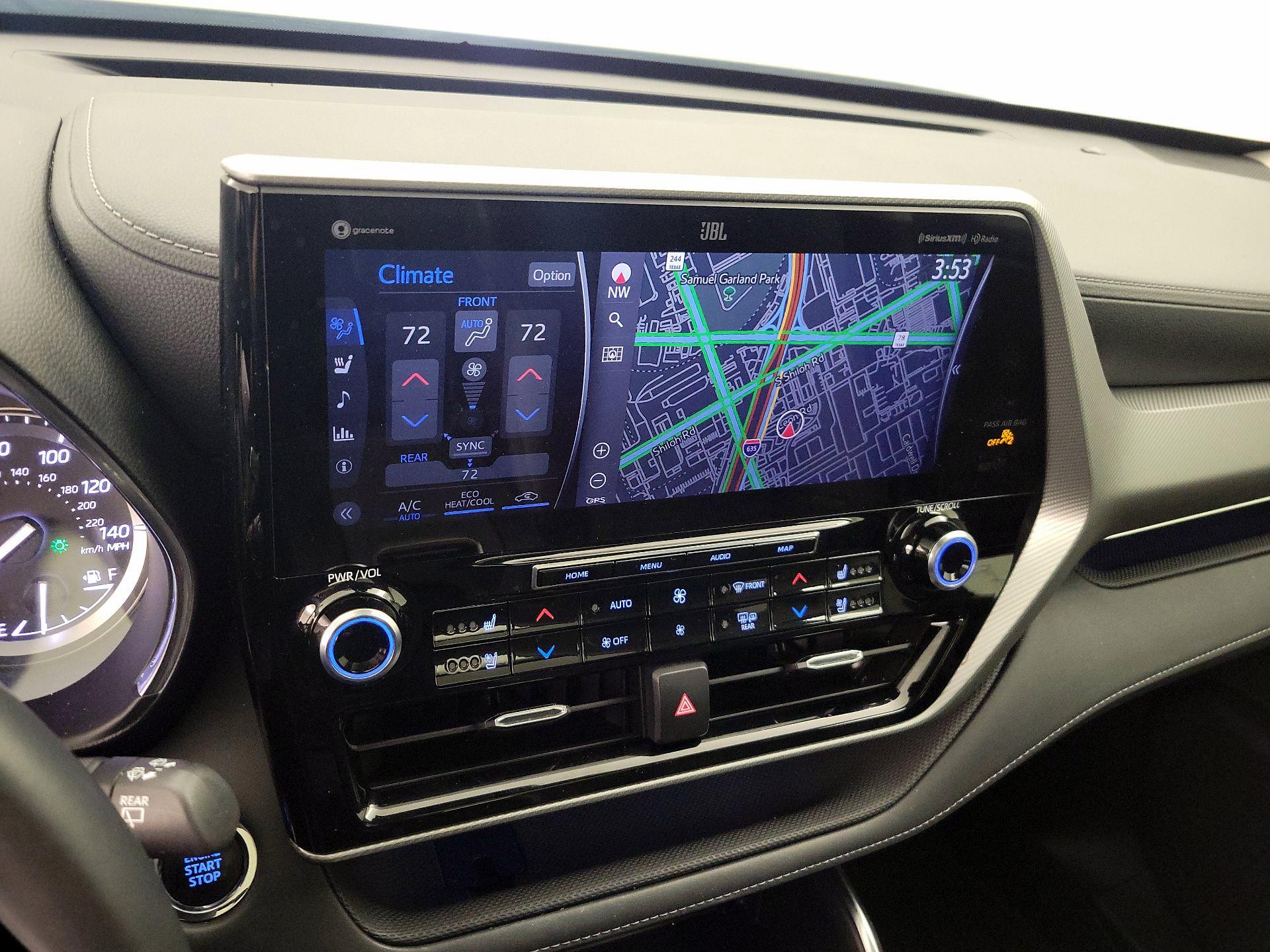 Thumbnail: 2022 Toyota Highlander - 14
