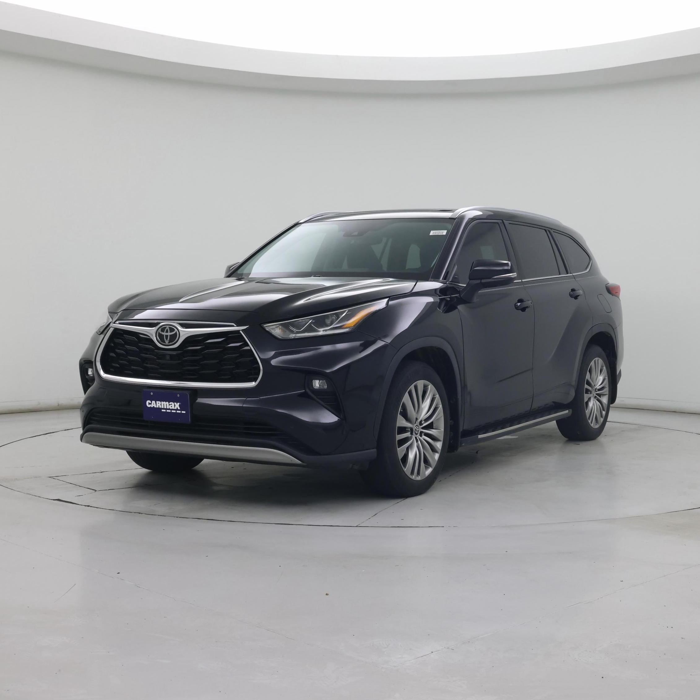 Thumbnail: 2022 Toyota Highlander - 4