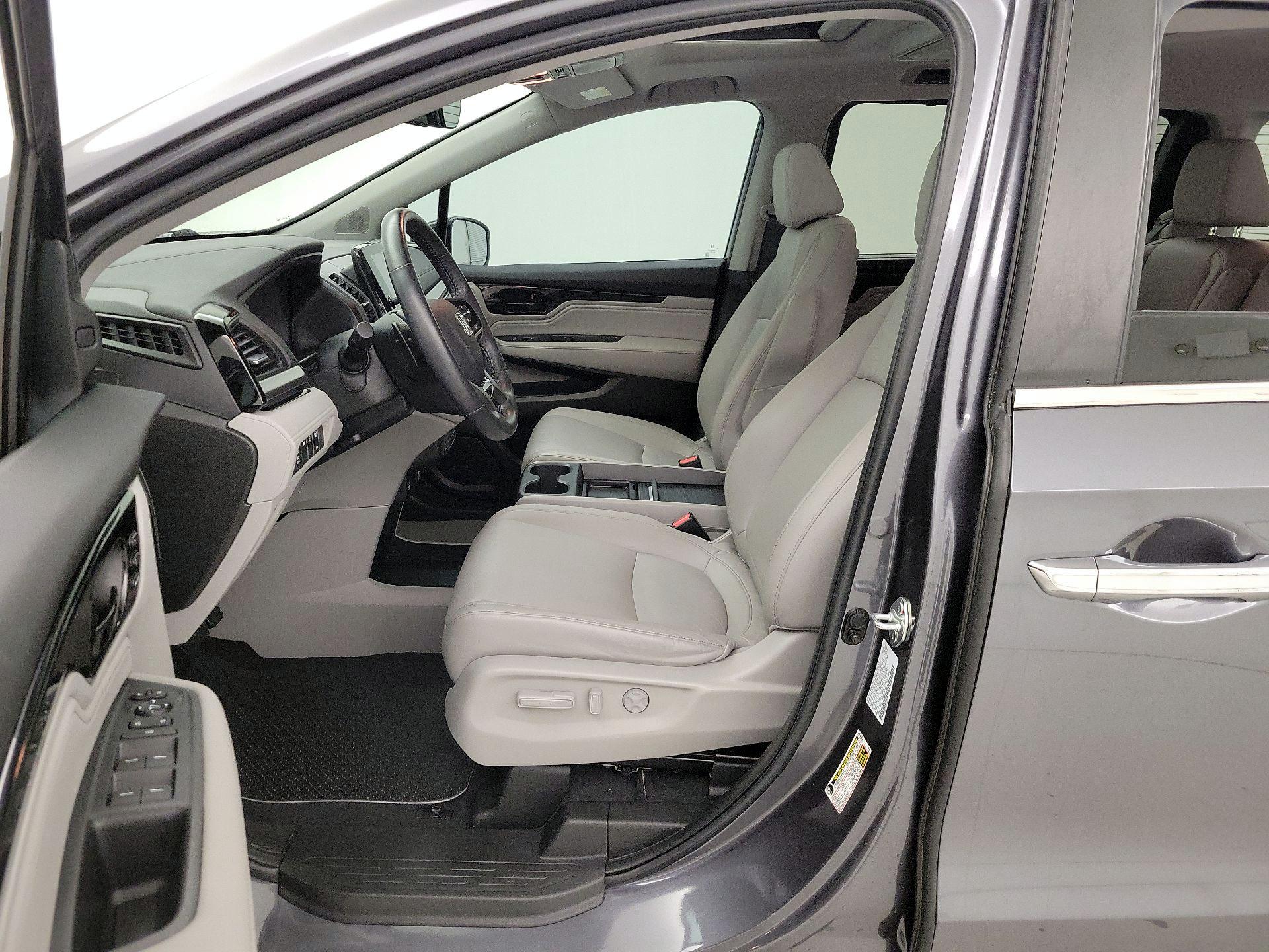 Thumbnail: 2023 Honda Odyssey - 11