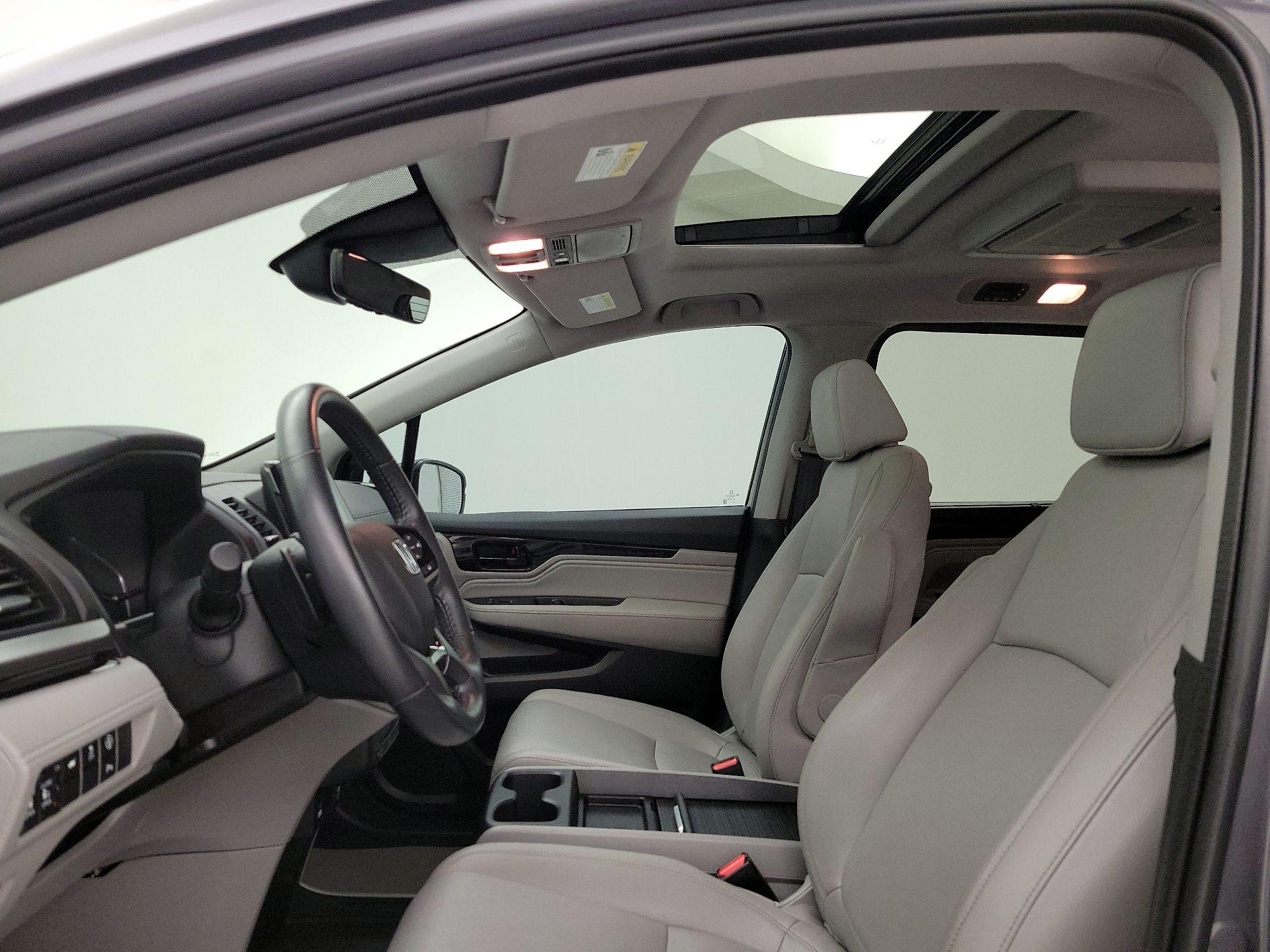 Thumbnail: 2023 Honda Odyssey - 19