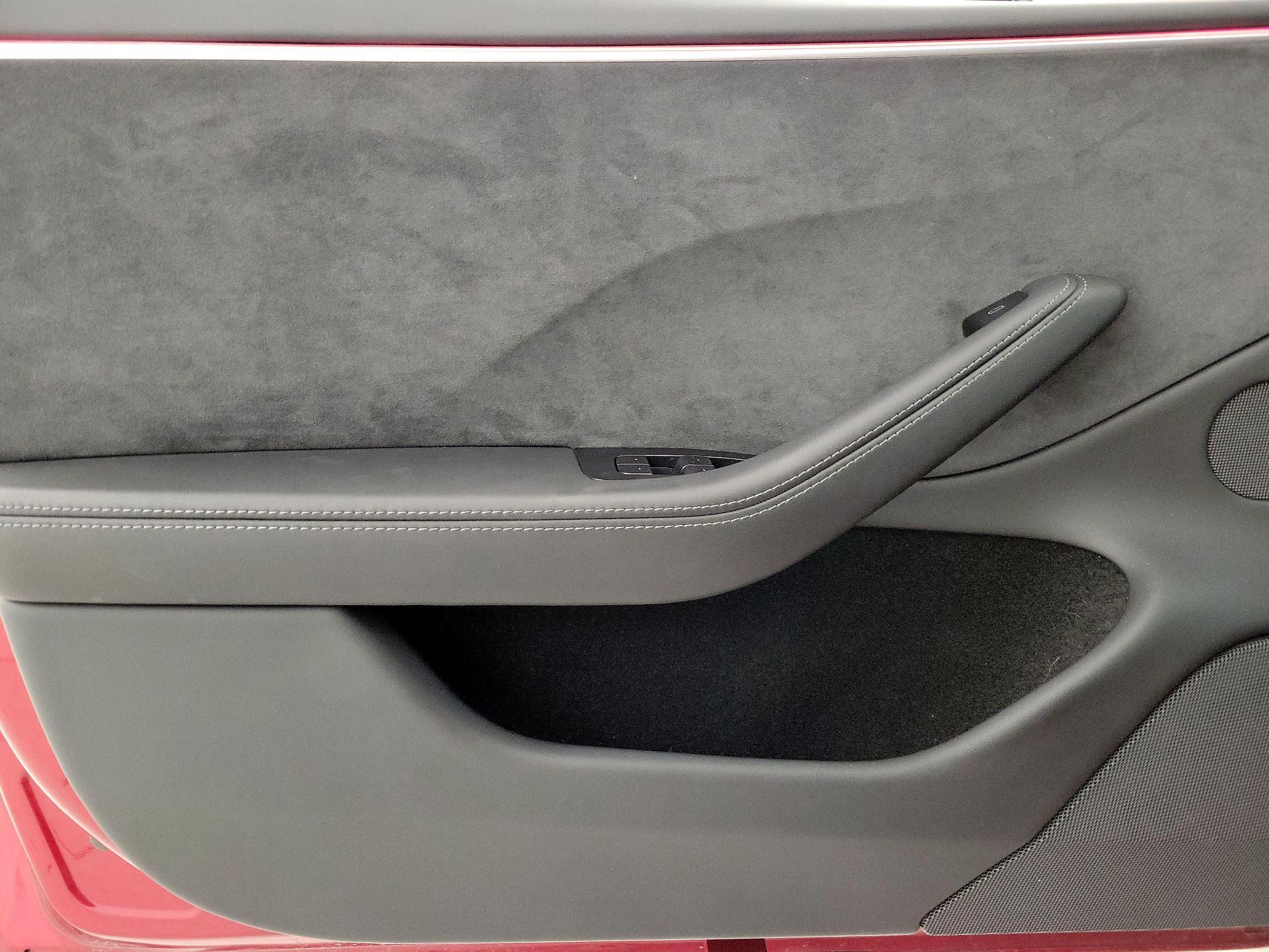 Thumbnail: 2024 Tesla Model 3 - 12