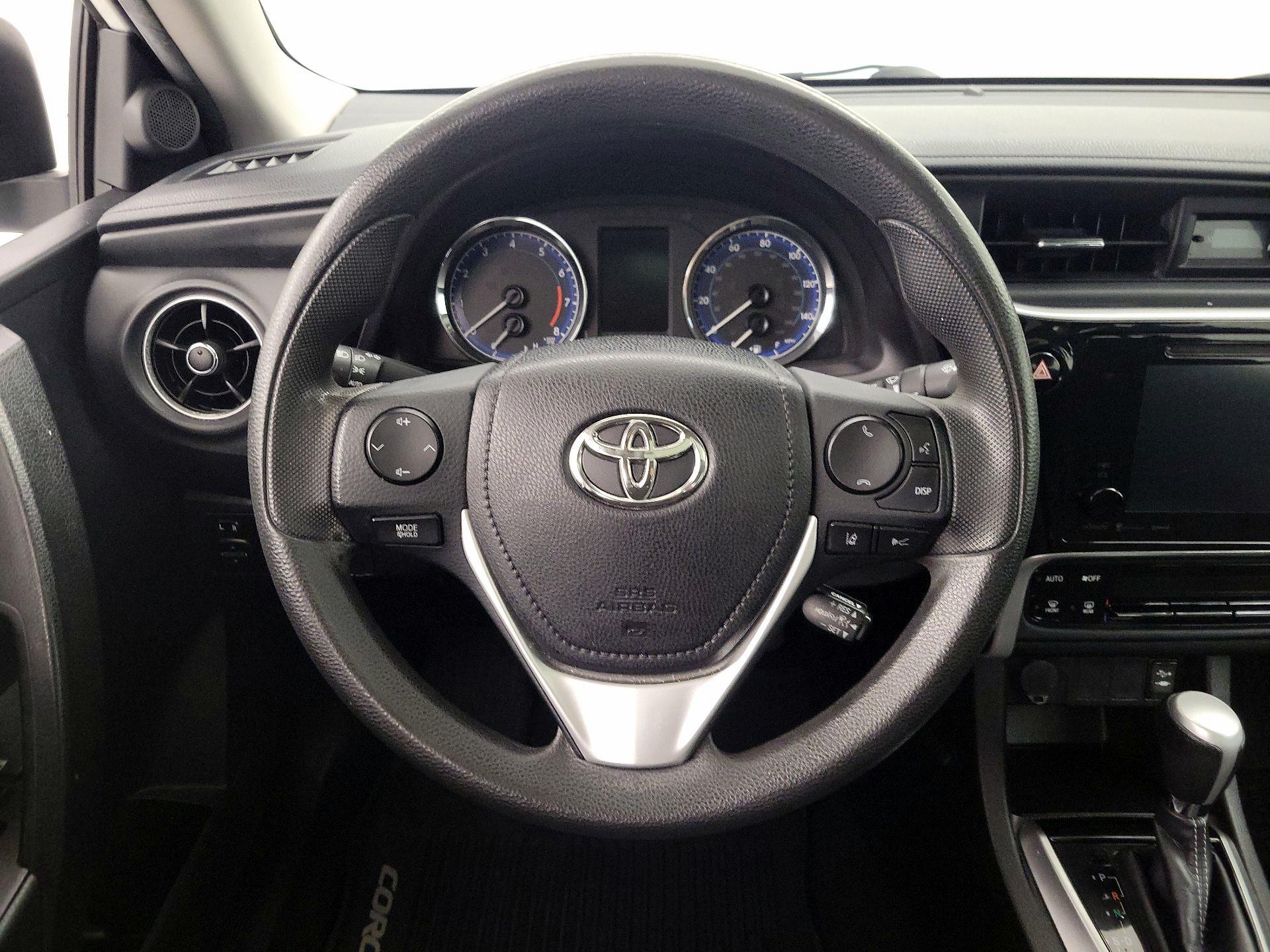 Thumbnail: 2019 Toyota Corolla - 10