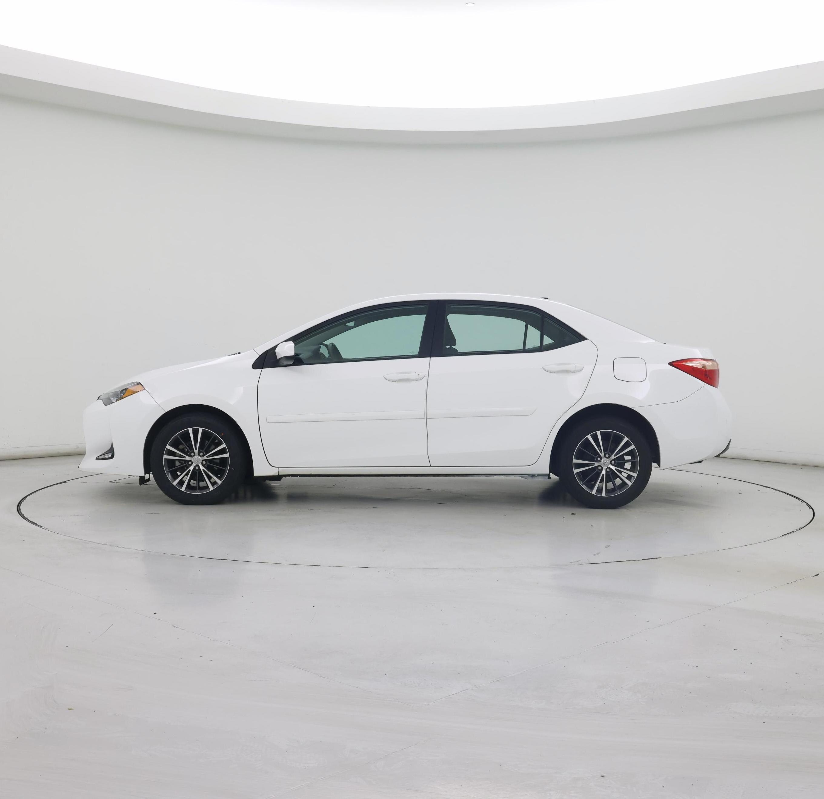 Thumbnail: 2019 Toyota Corolla - 3
