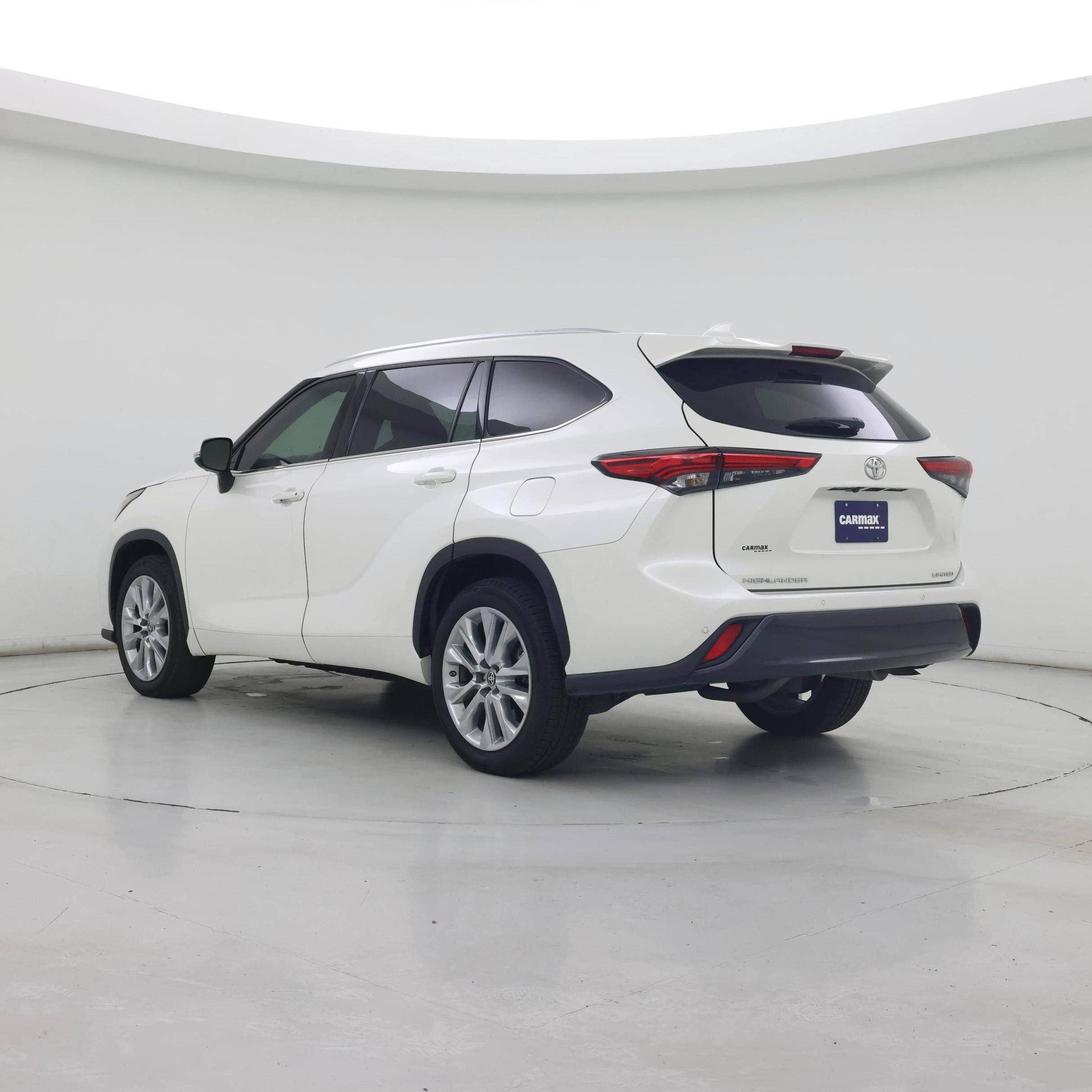 Thumbnail: 2020 Toyota Highlander - 2