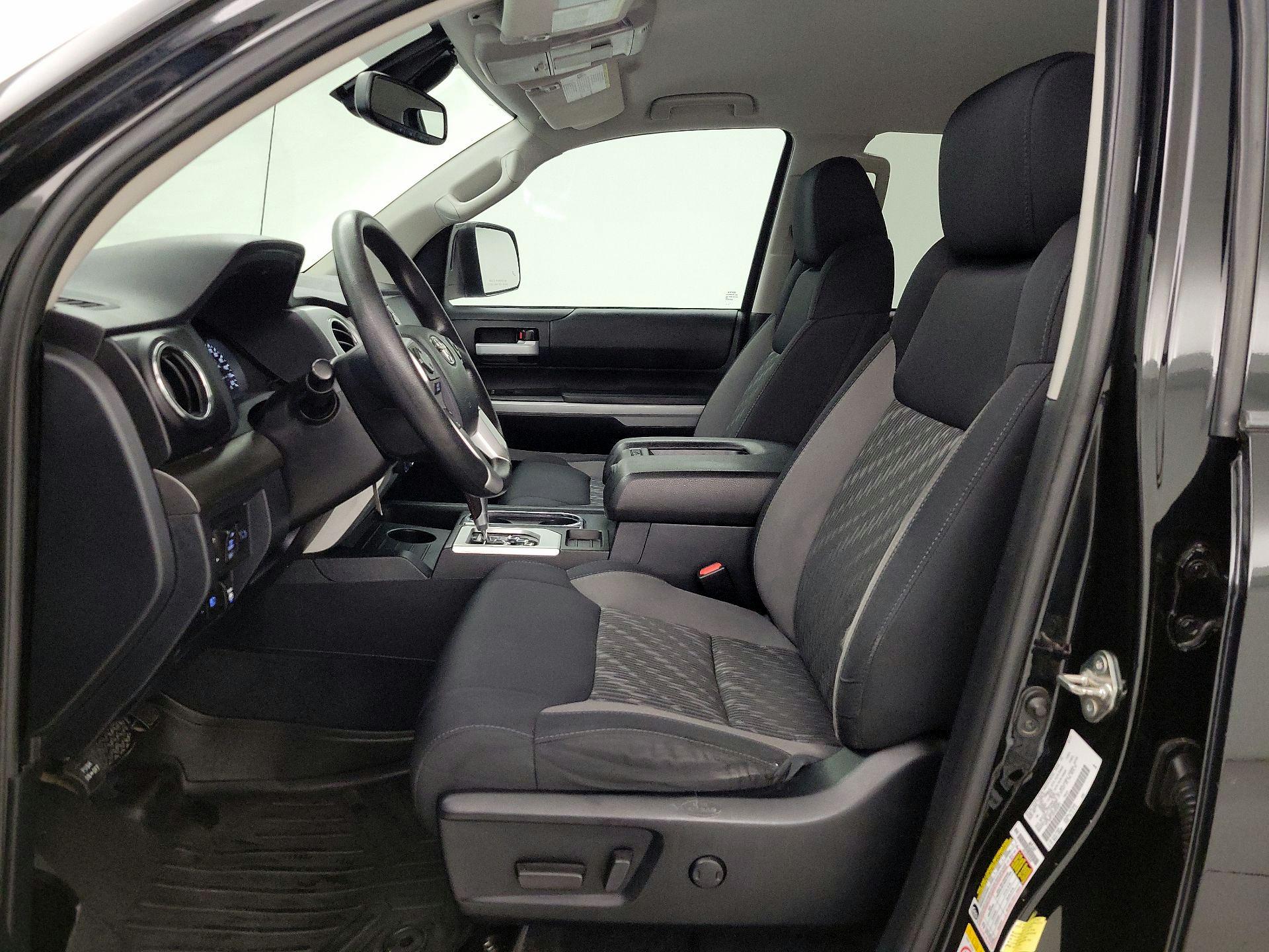 Thumbnail: 2019 Toyota Tundra - 11