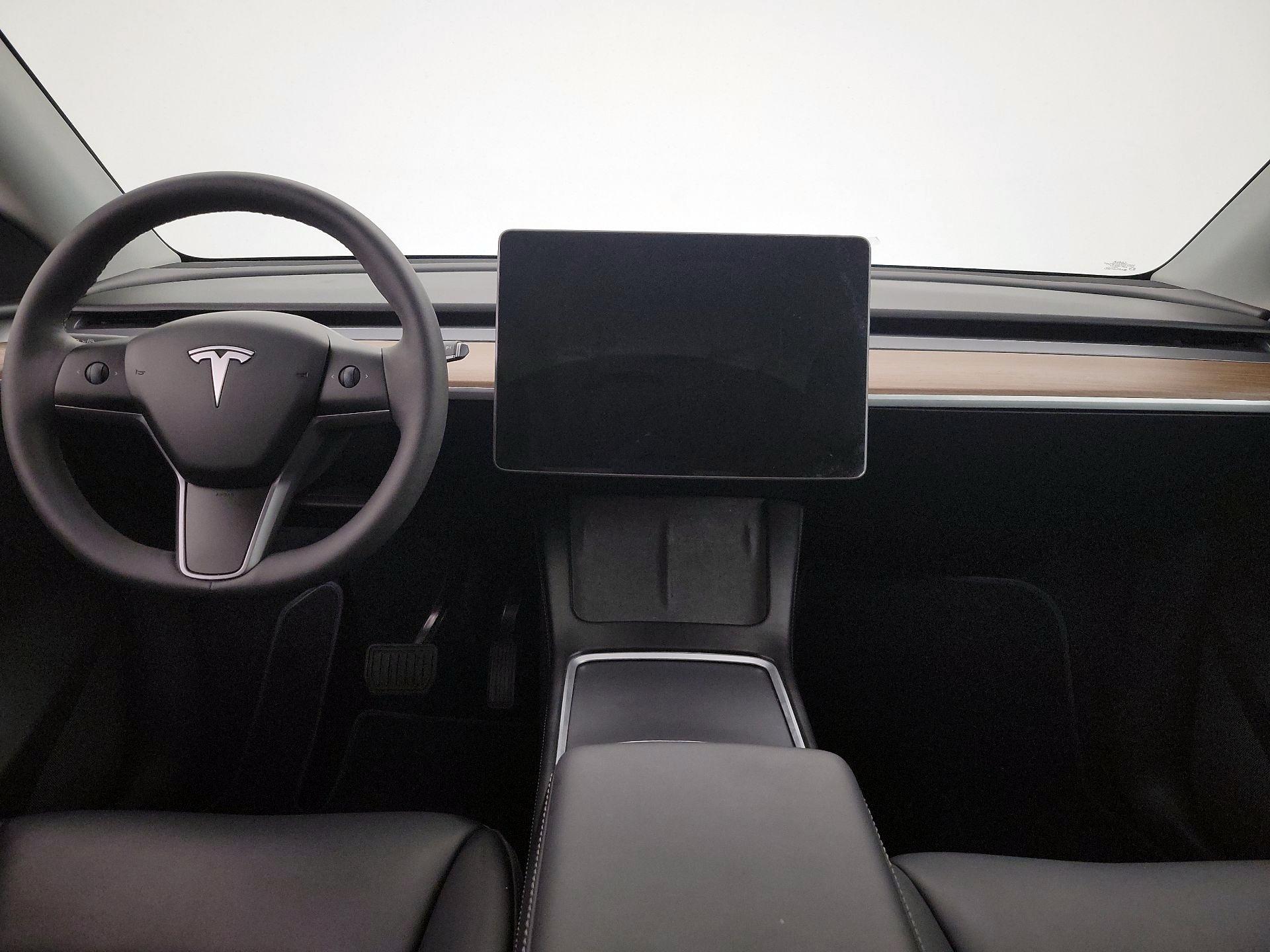 Thumbnail: 2024 Tesla Model Y - 9