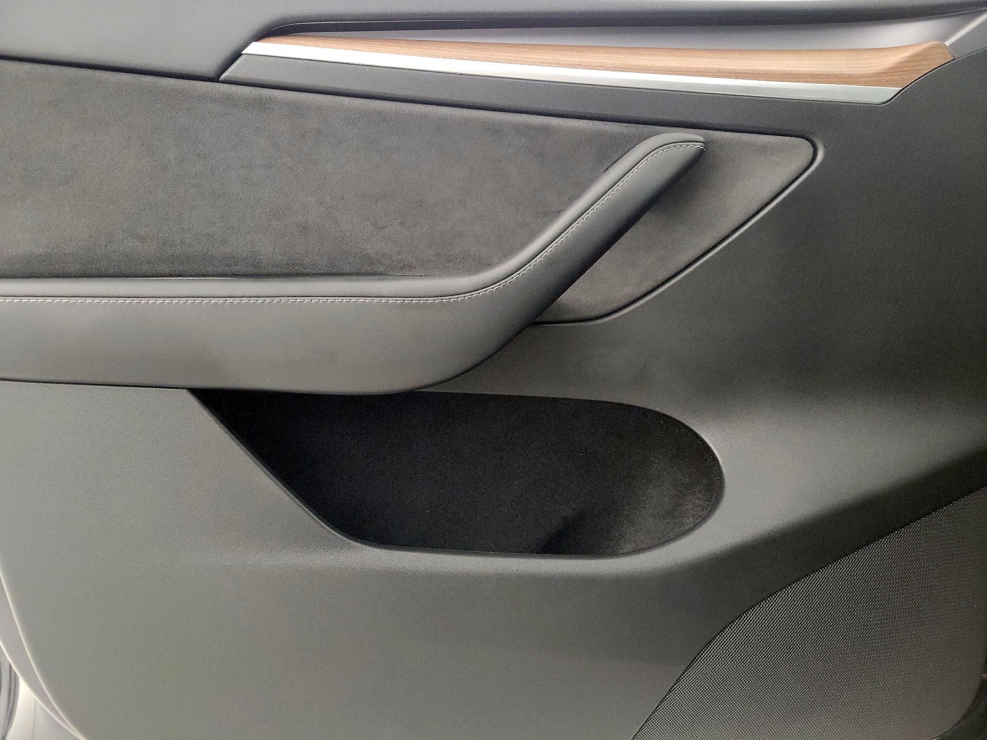 Thumbnail: 2024 Tesla Model Y - 12
