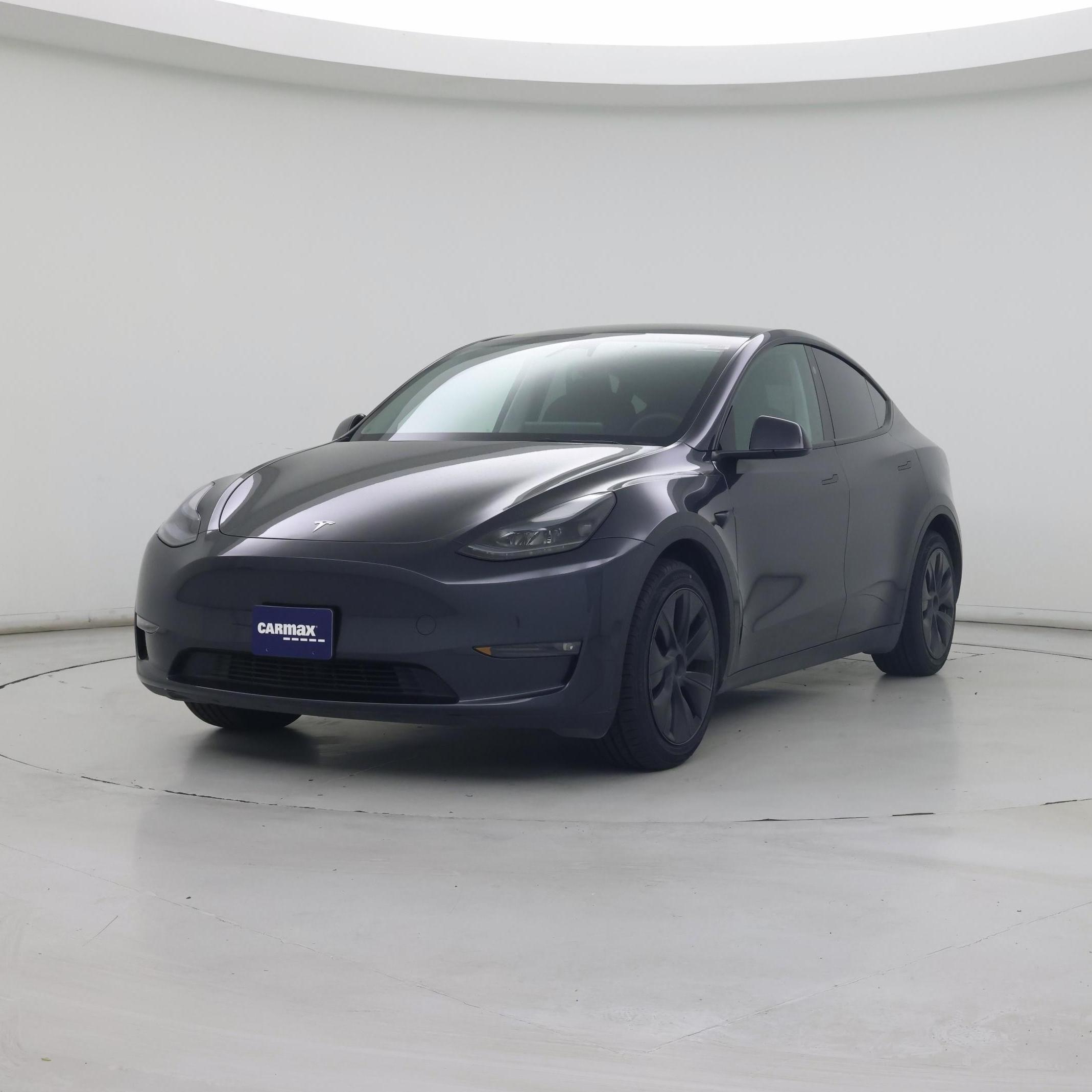 Thumbnail: 2024 Tesla Model Y - 4