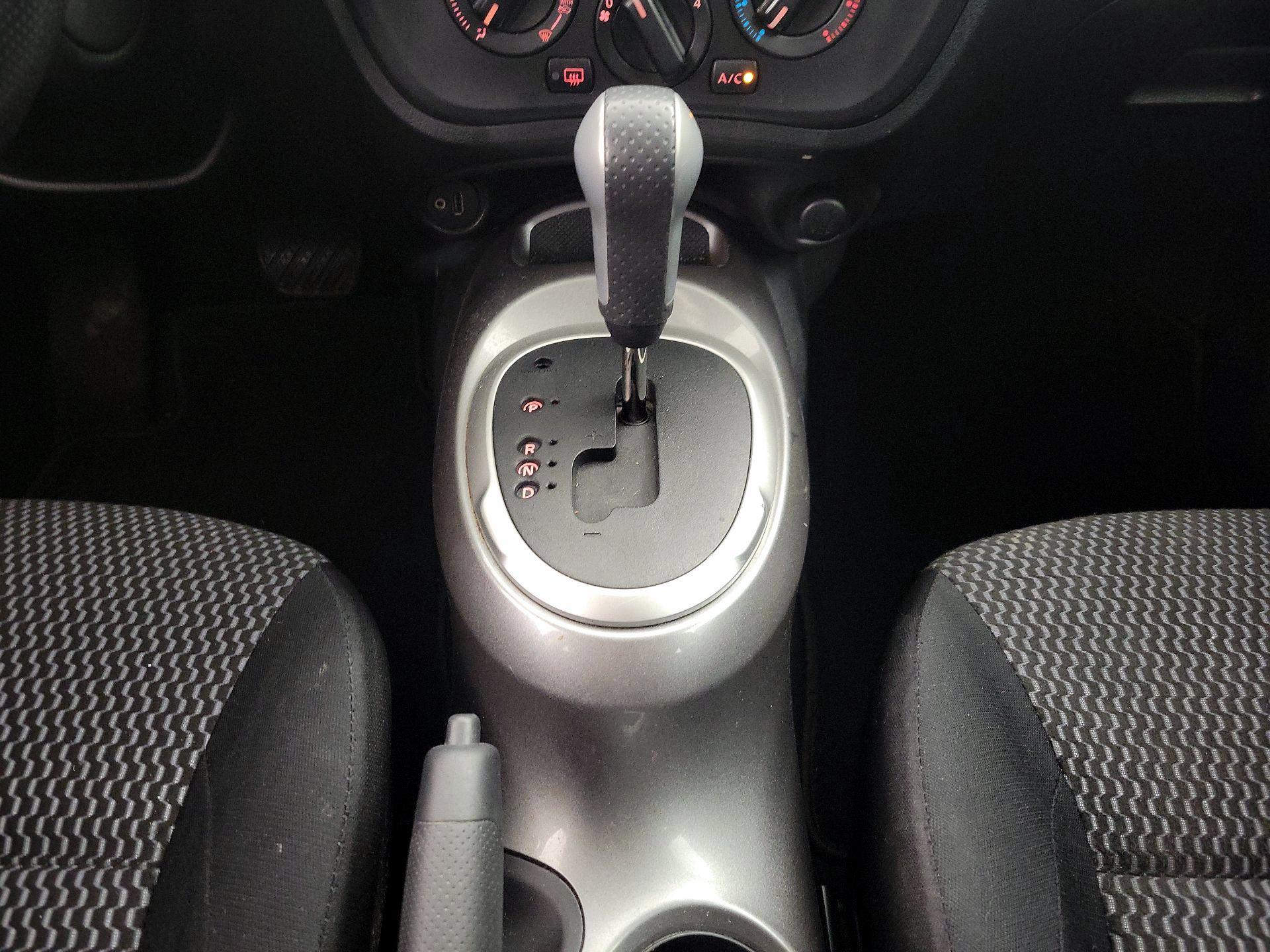 Thumbnail: 2015 Nissan Juke - 17