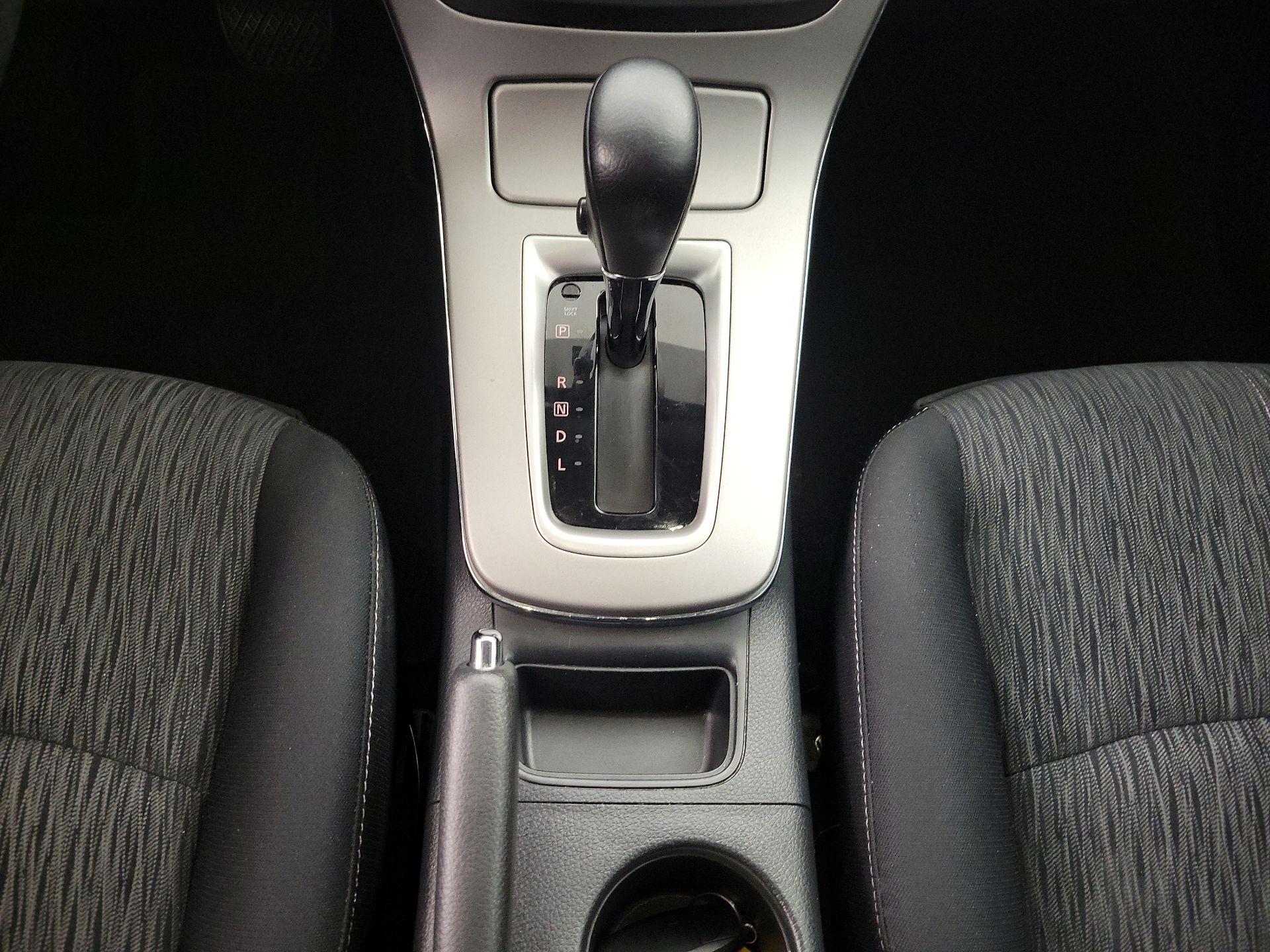 Thumbnail: 2015 Nissan Sentra - 17
