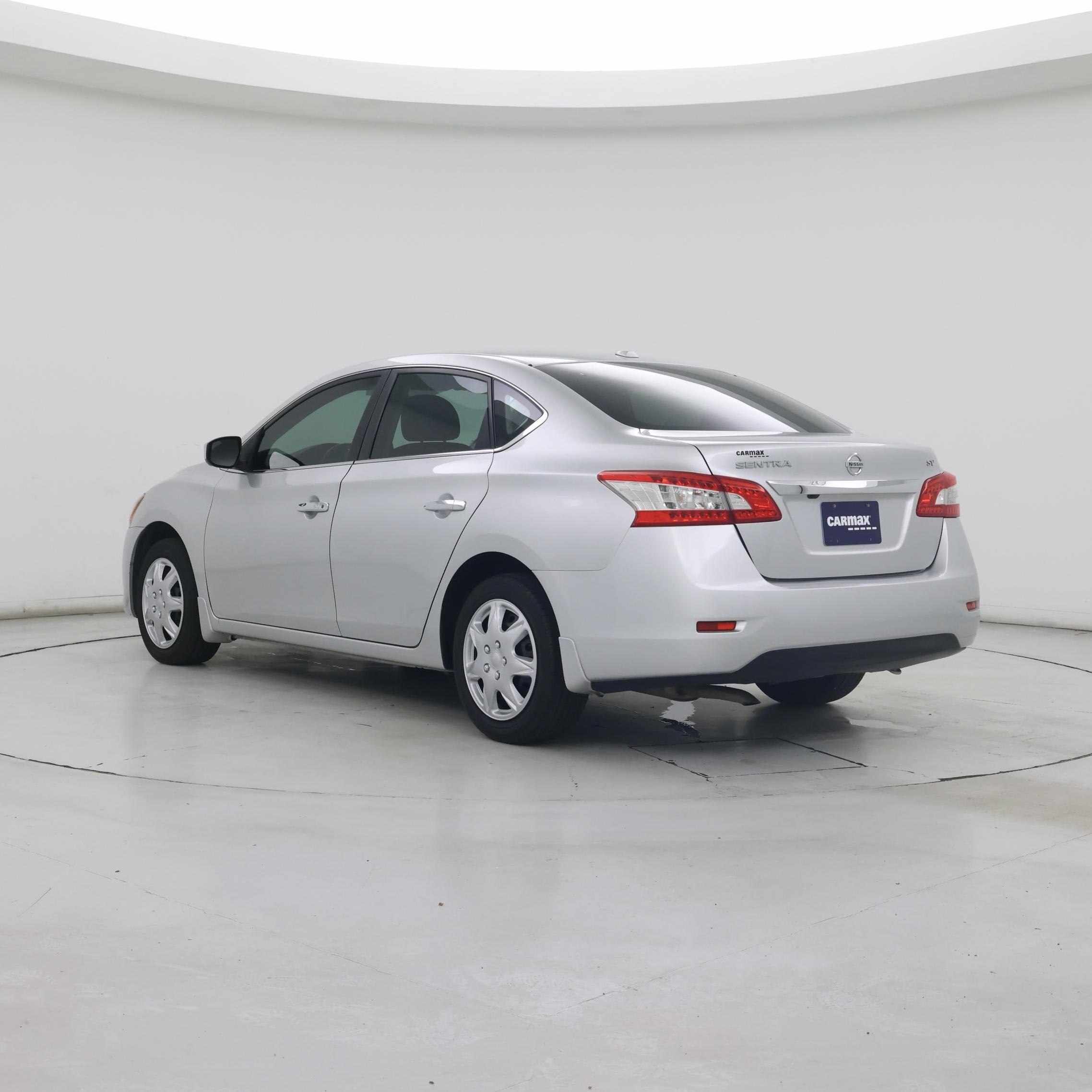 Thumbnail: 2015 Nissan Sentra - 2