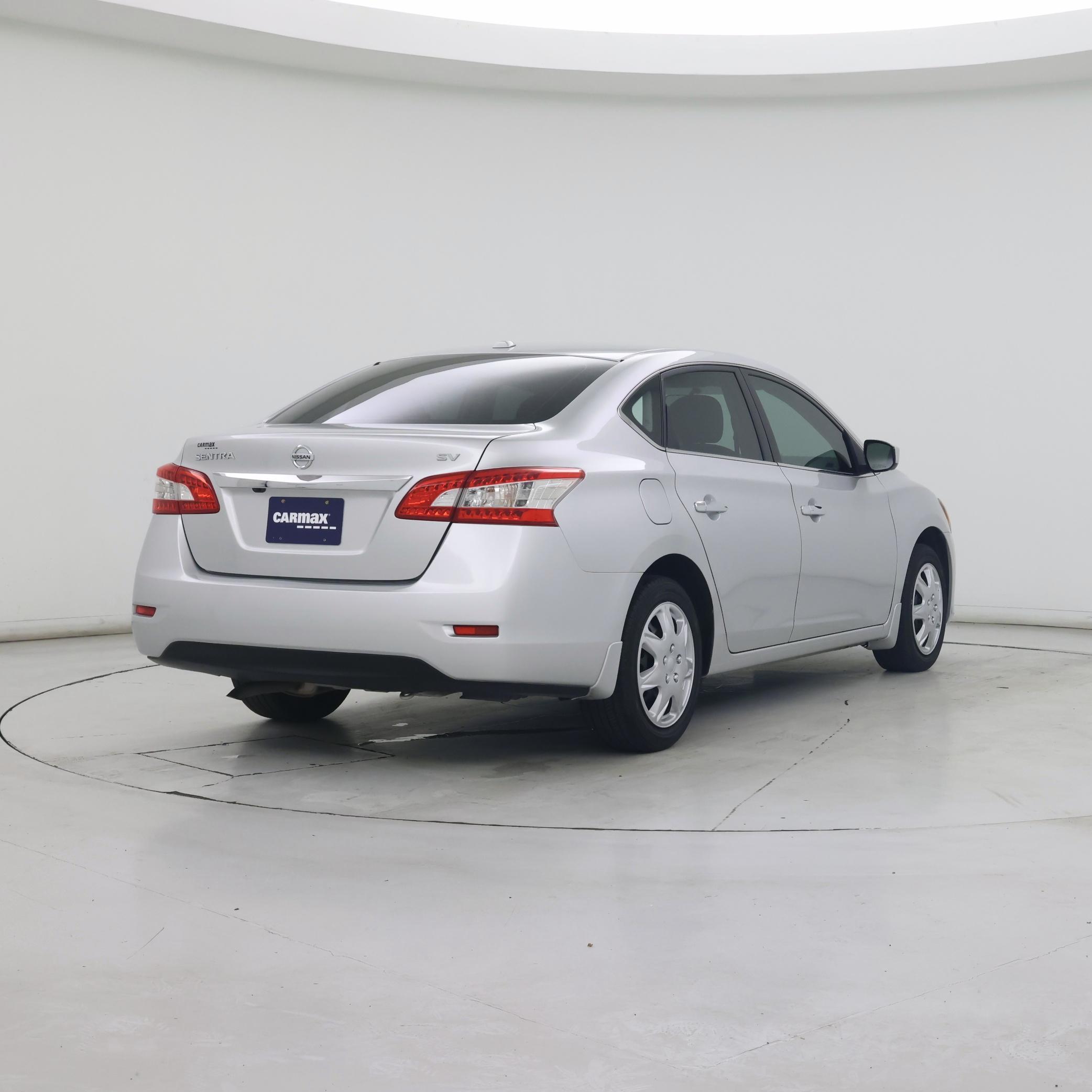 Thumbnail: 2015 Nissan Sentra - 8
