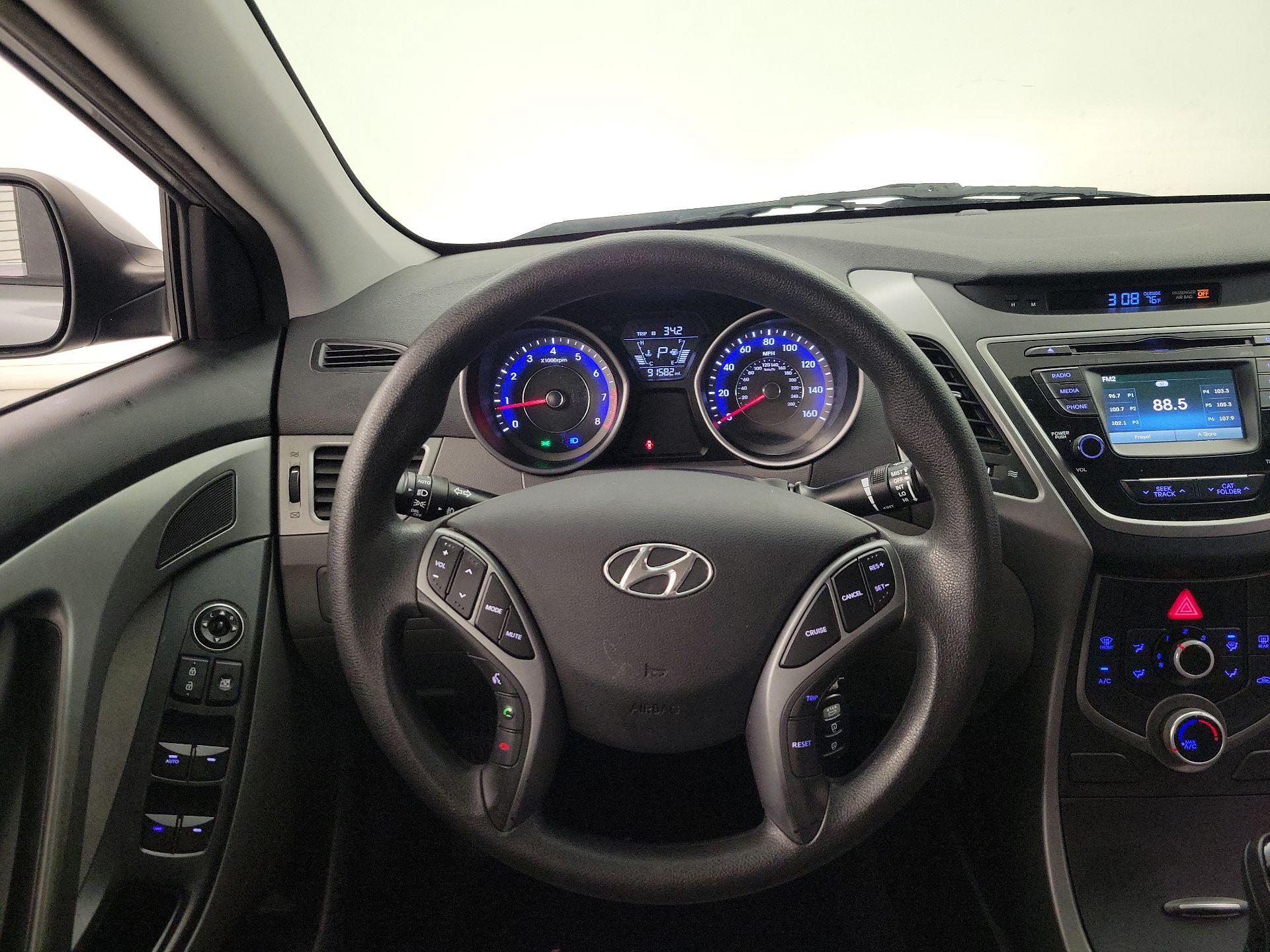 Thumbnail: 2016 Hyundai Elantra - 10