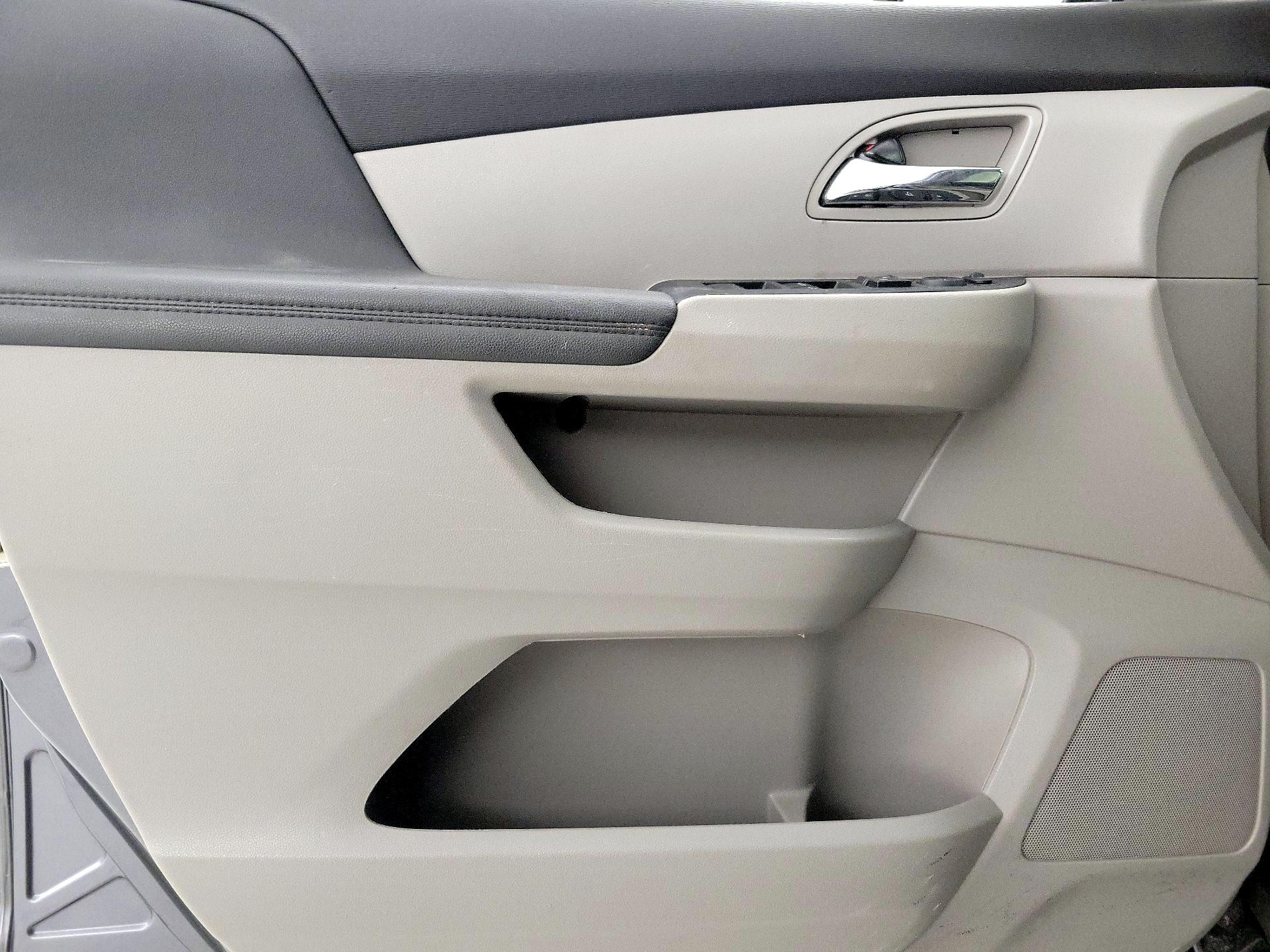 Thumbnail: 2014 Honda Odyssey - 12