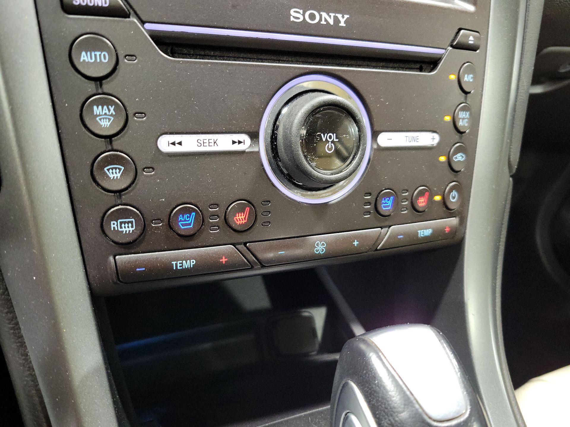 Thumbnail: 2016 Ford Fusion - 17