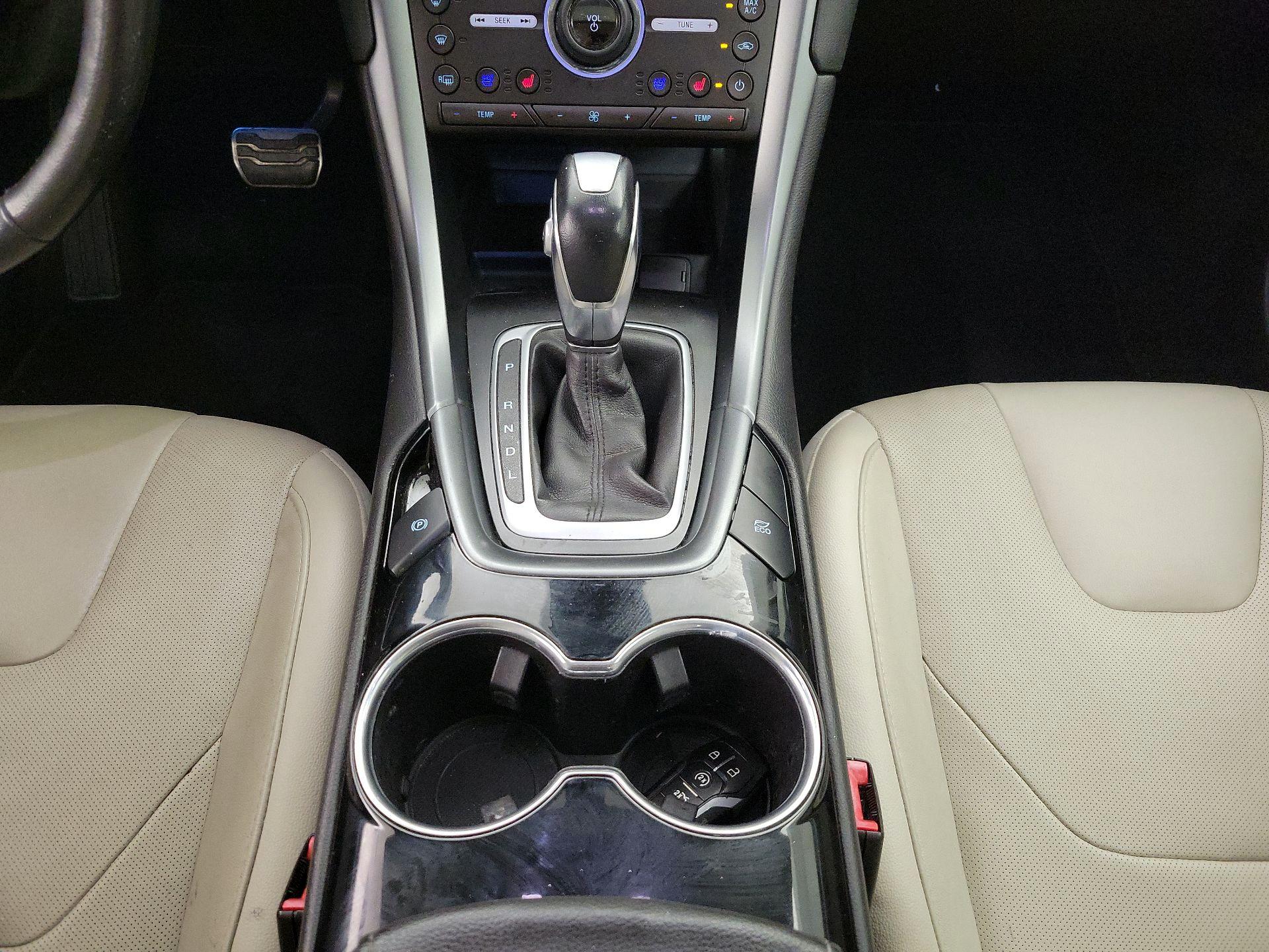 Thumbnail: 2016 Ford Fusion - 18