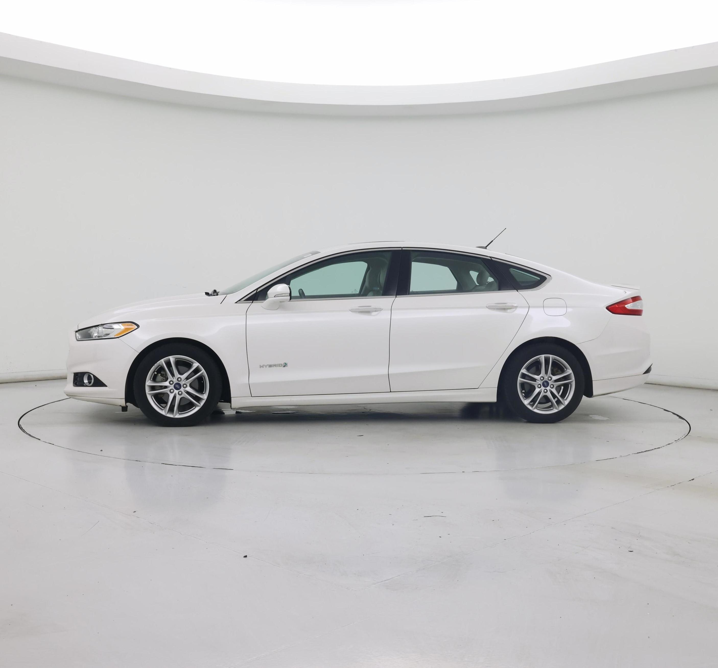 Thumbnail: 2016 Ford Fusion - 3
