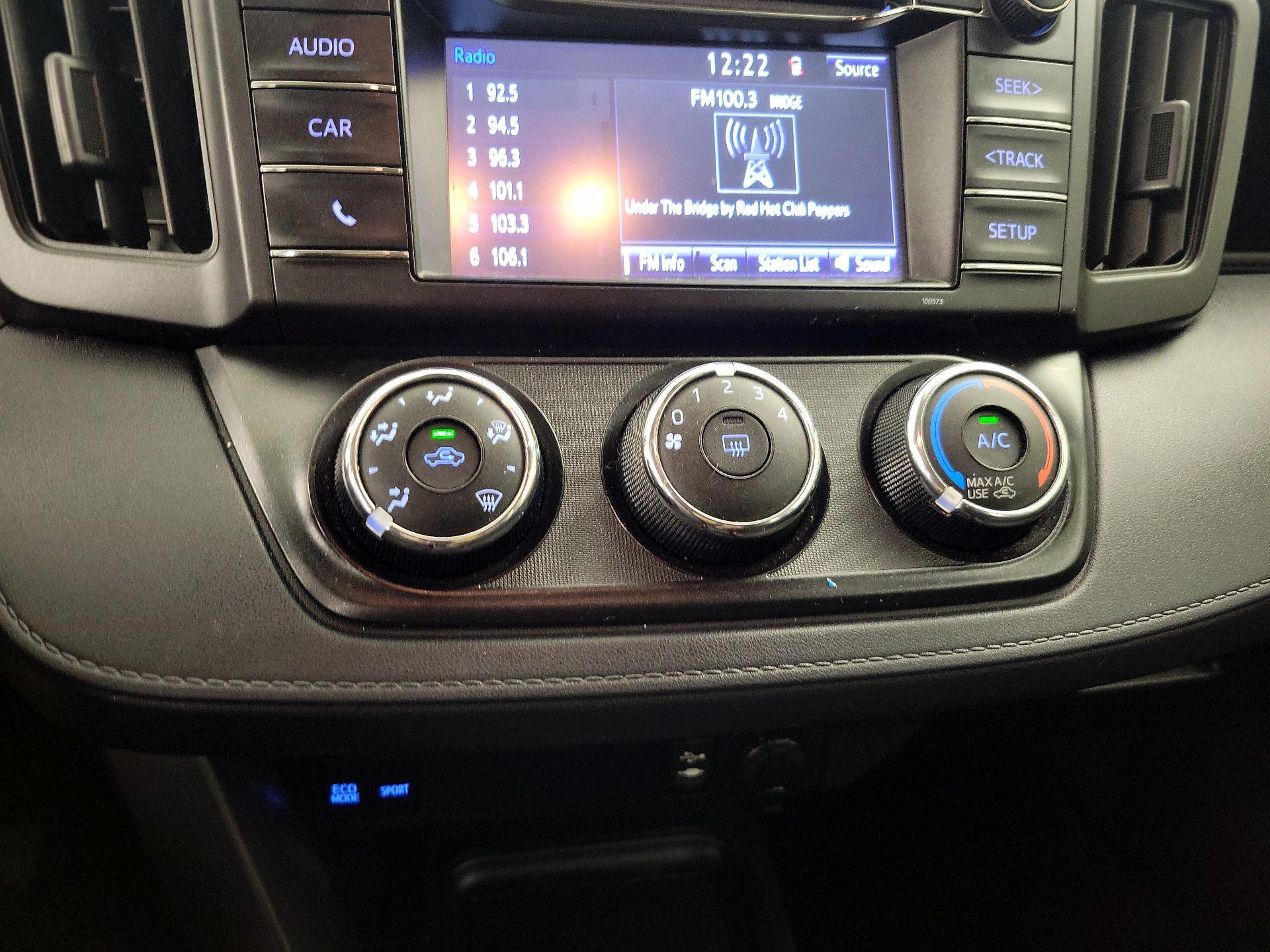 Thumbnail: 2017 Toyota RAV4 - 16