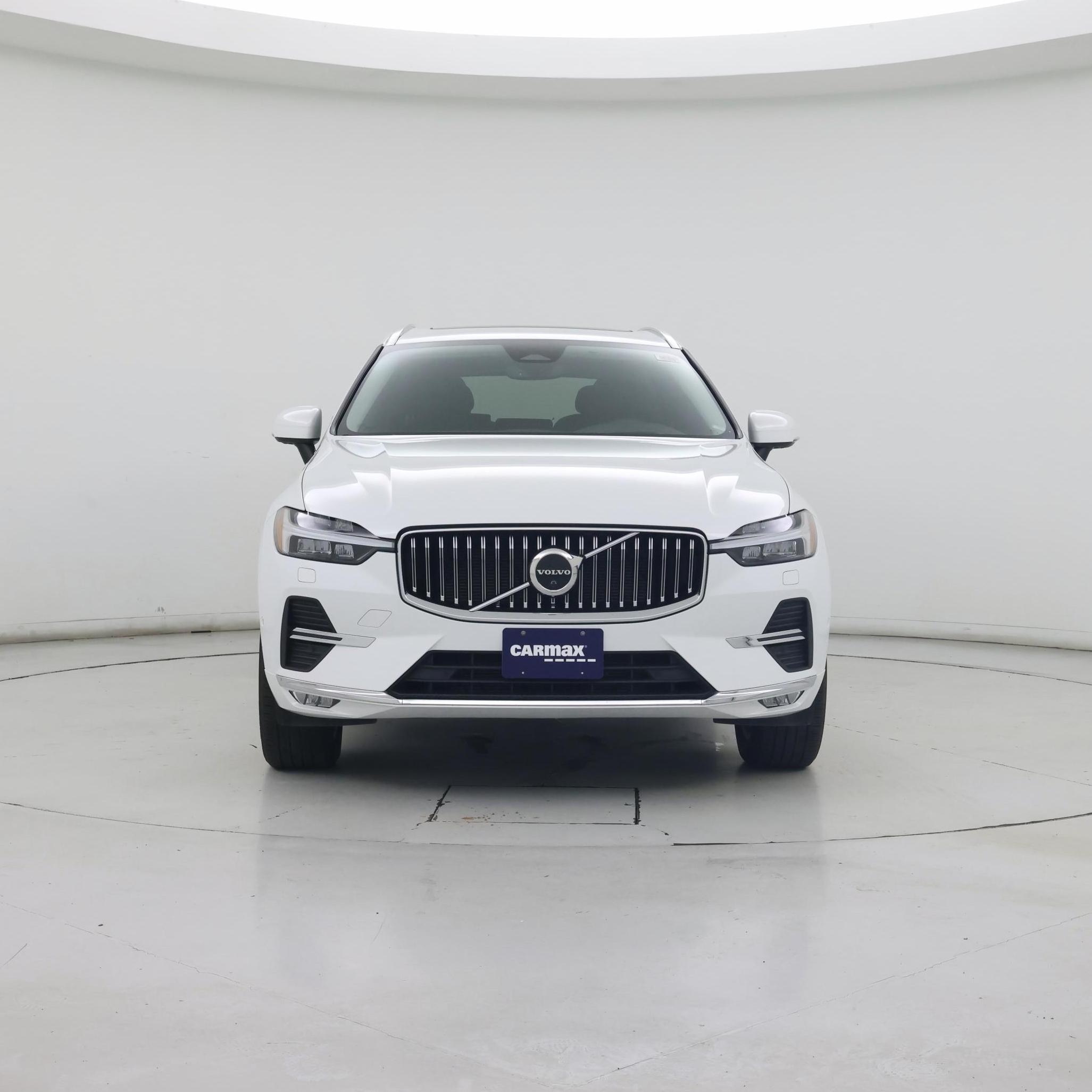 Thumbnail: 2022 Volvo XC60 - 5