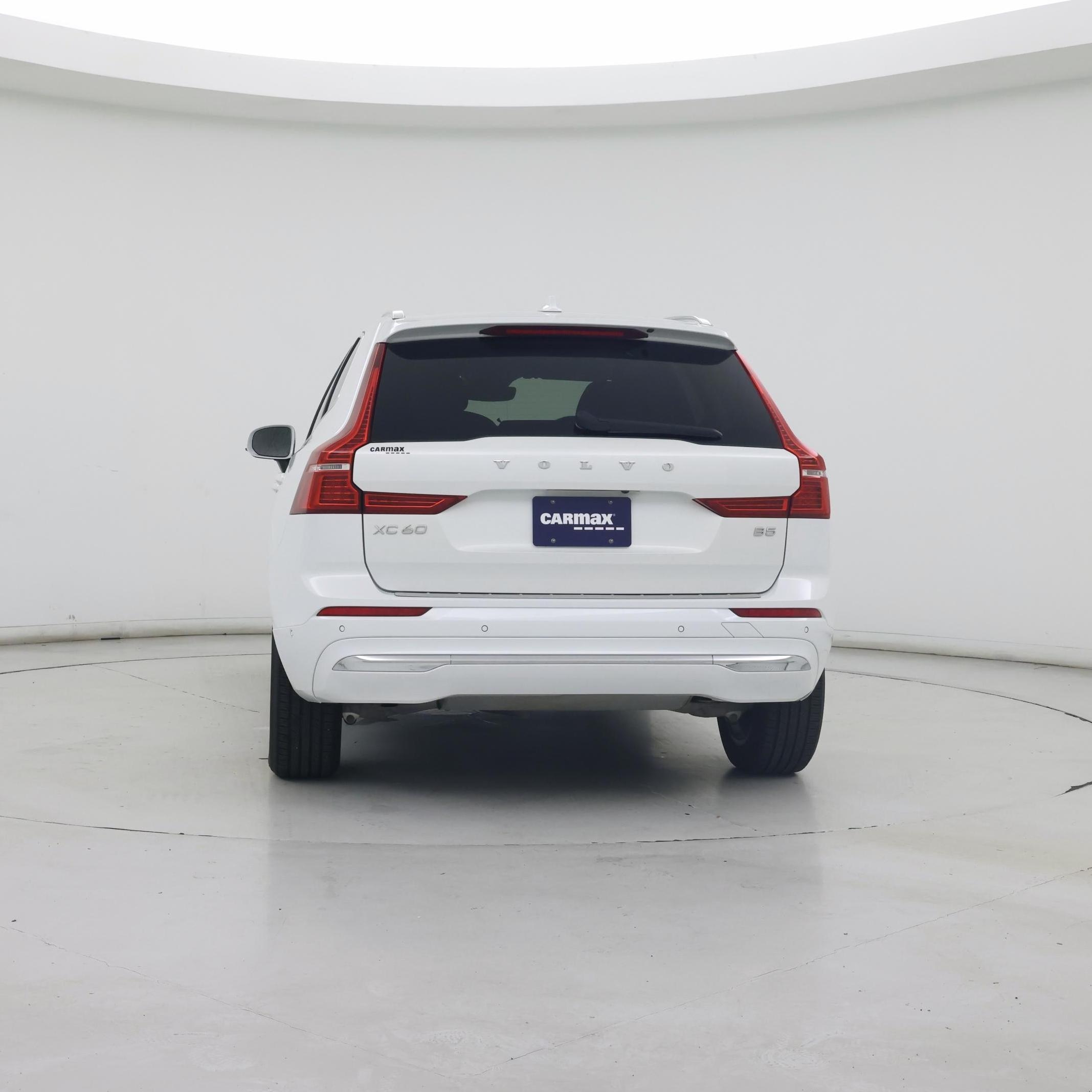 Thumbnail: 2022 Volvo XC60 - 6