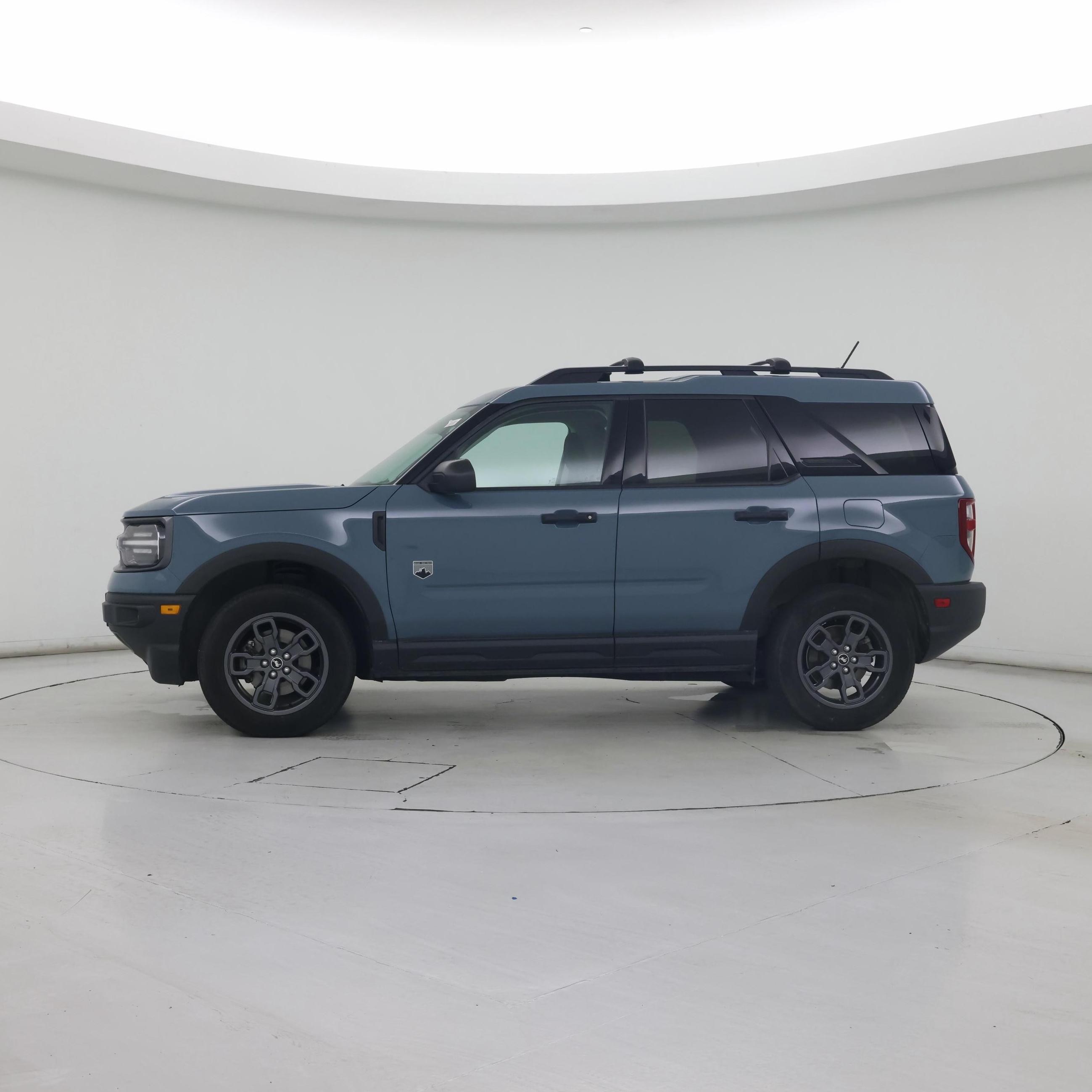 Thumbnail: 2022 Ford Bronco Sport - 3