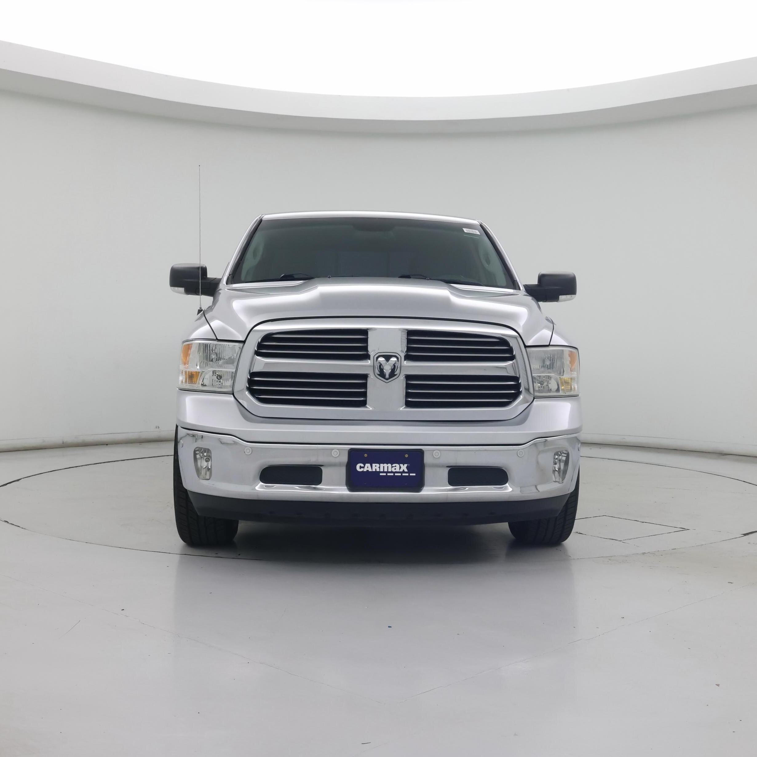 Thumbnail: 2019 RAM 1500 Classic - 5