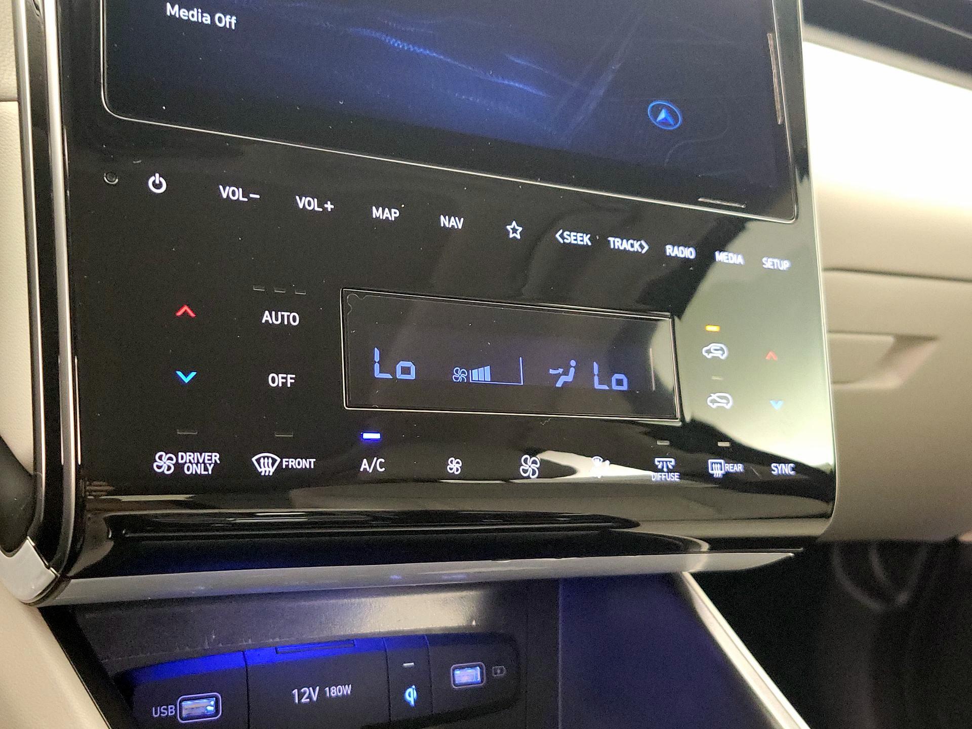 Thumbnail: 2024 Hyundai Tucson - 16