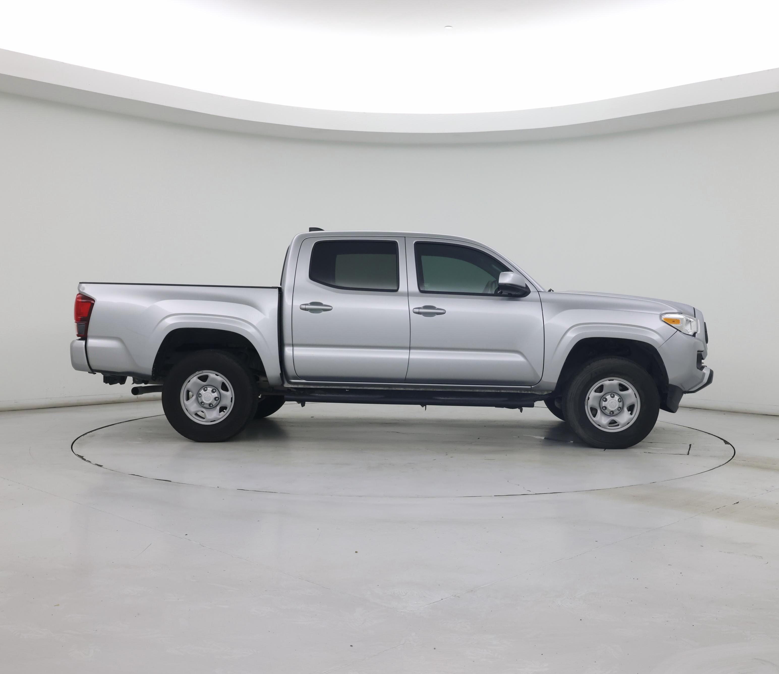 Thumbnail: 2022 Toyota Tacoma - 7