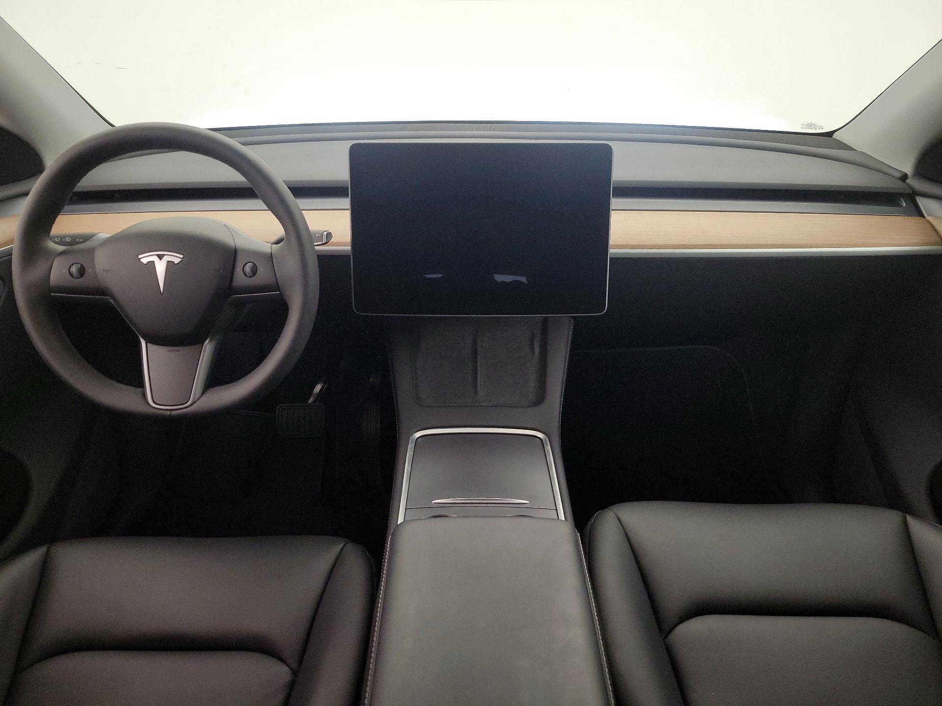 Thumbnail: 2024 Tesla Model Y - 9