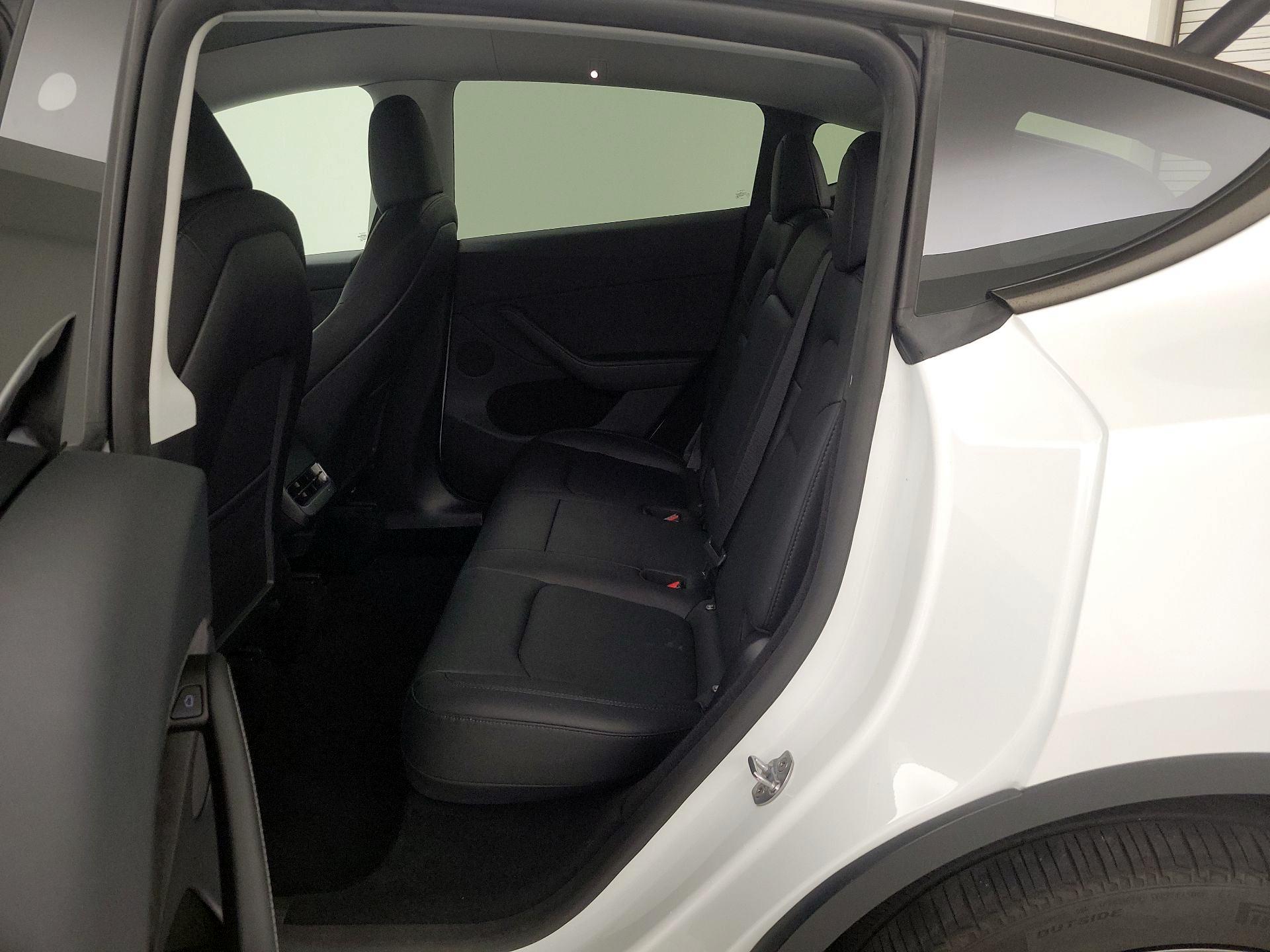 Thumbnail: 2024 Tesla Model Y - 18