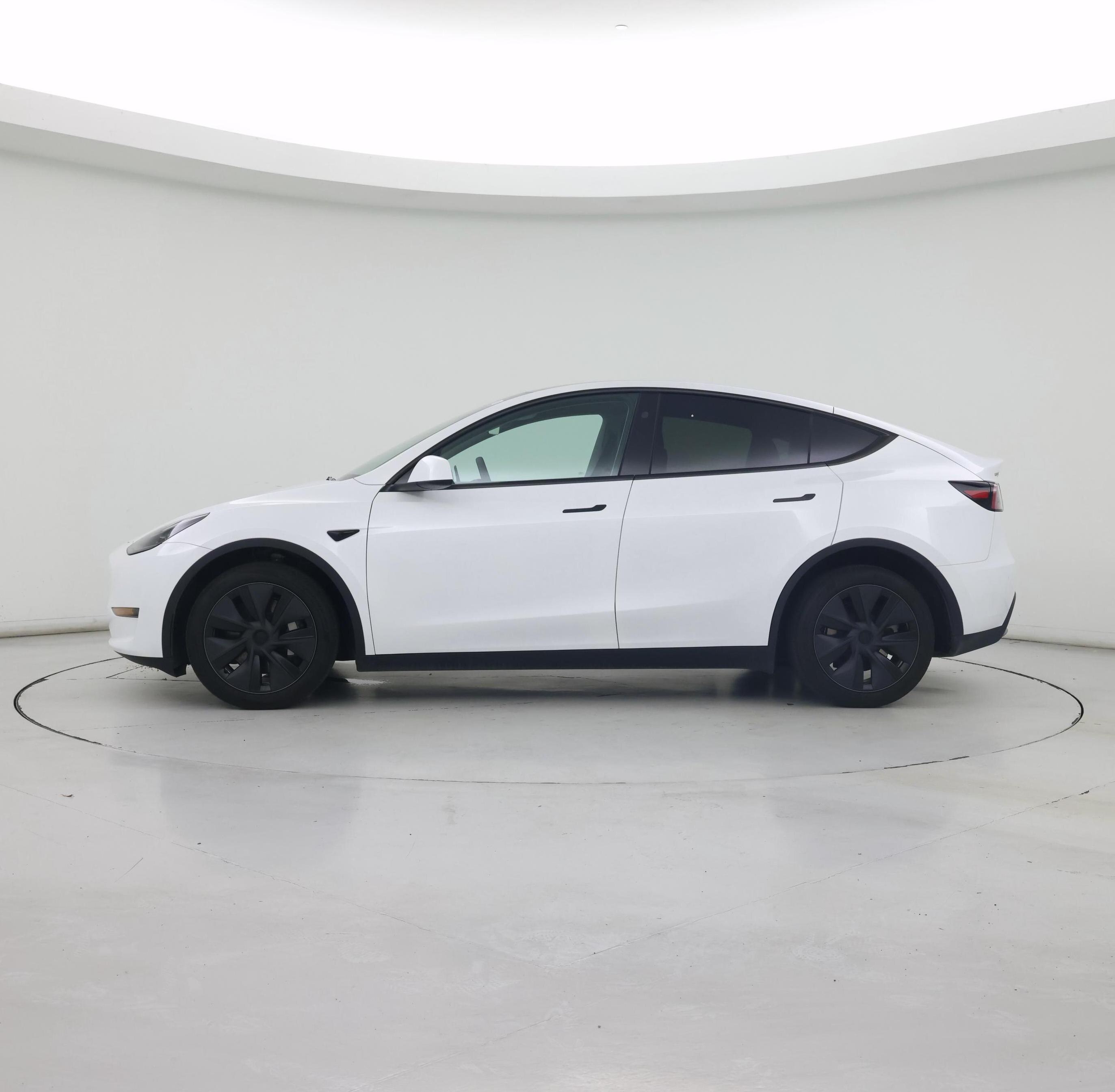 Thumbnail: 2024 Tesla Model Y - 3