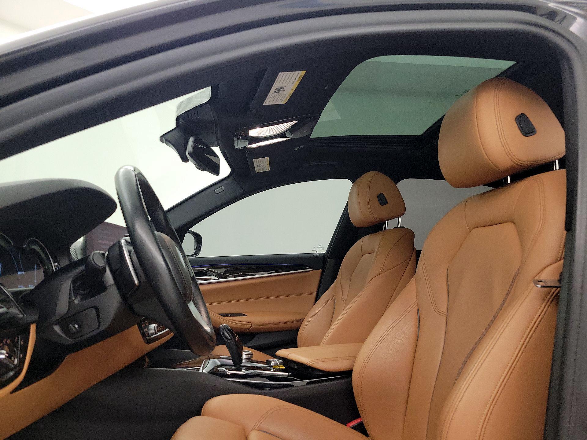 Thumbnail: 2019 BMW 5 Series - 19
