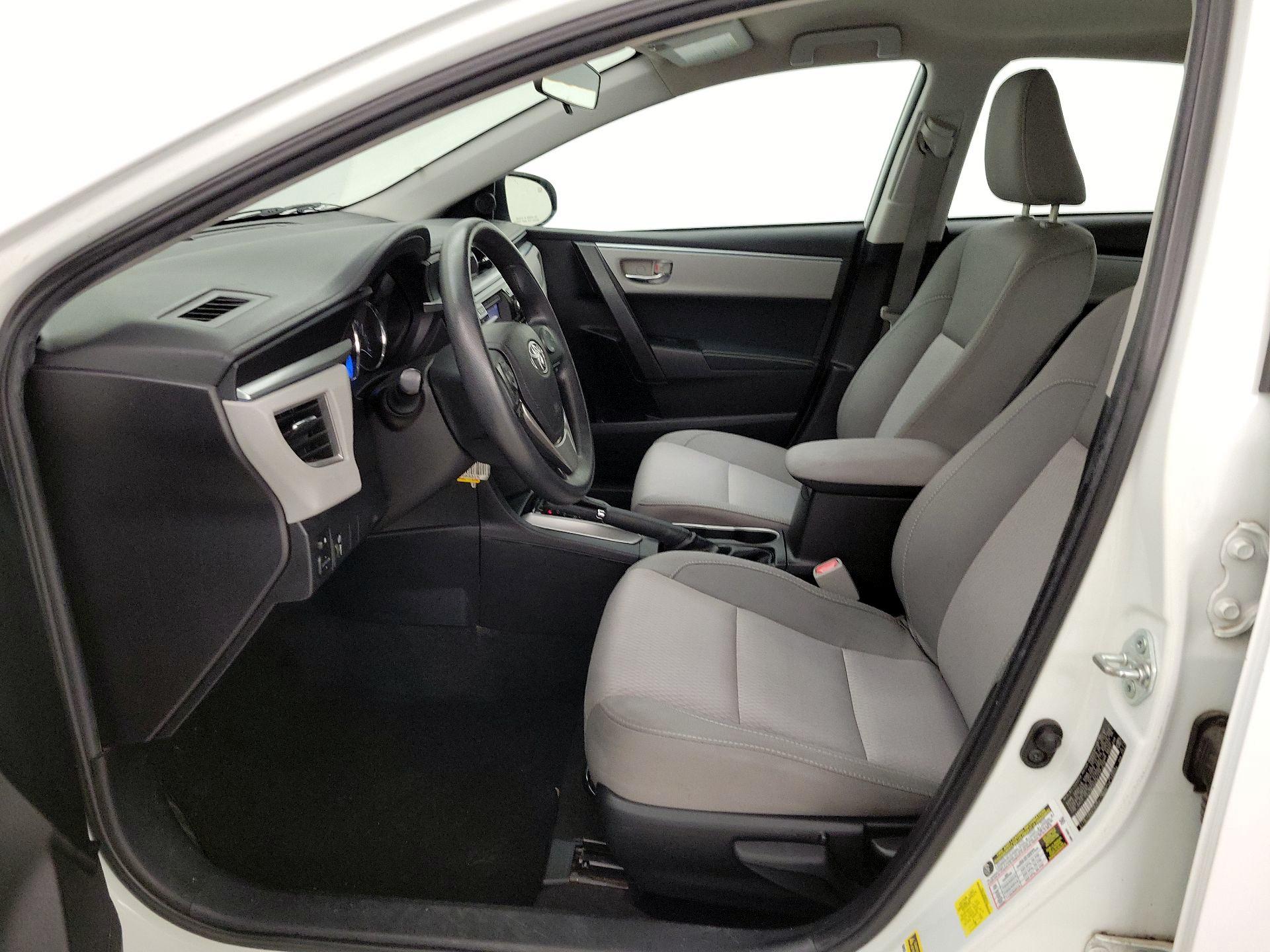 Thumbnail: 2015 Toyota Corolla - 11