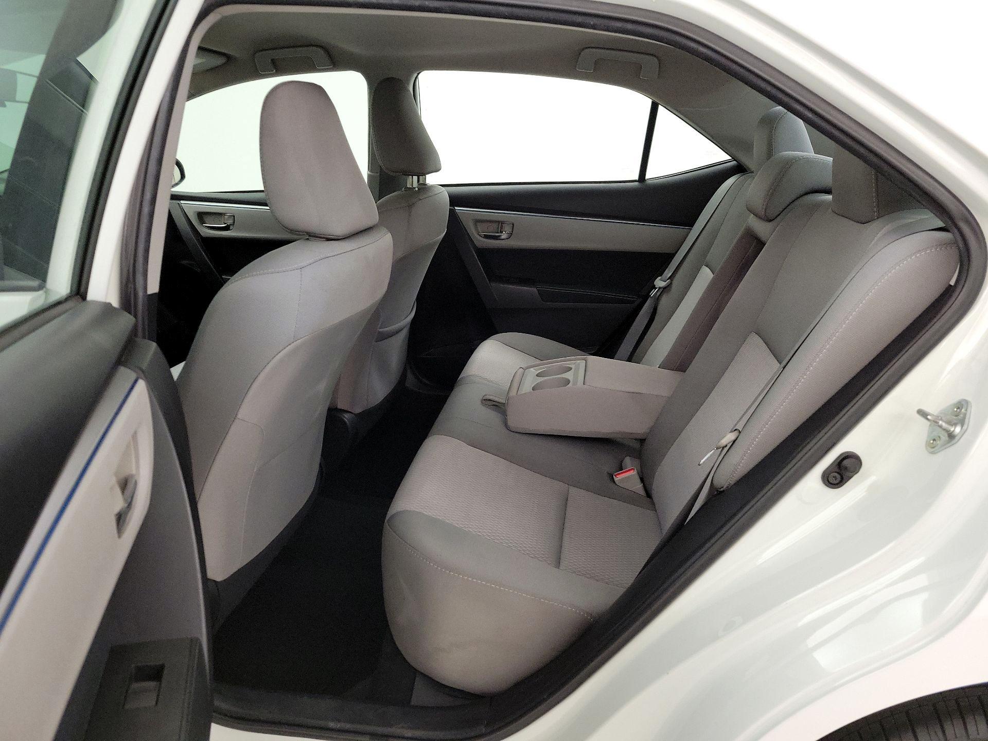 Thumbnail: 2015 Toyota Corolla - 19