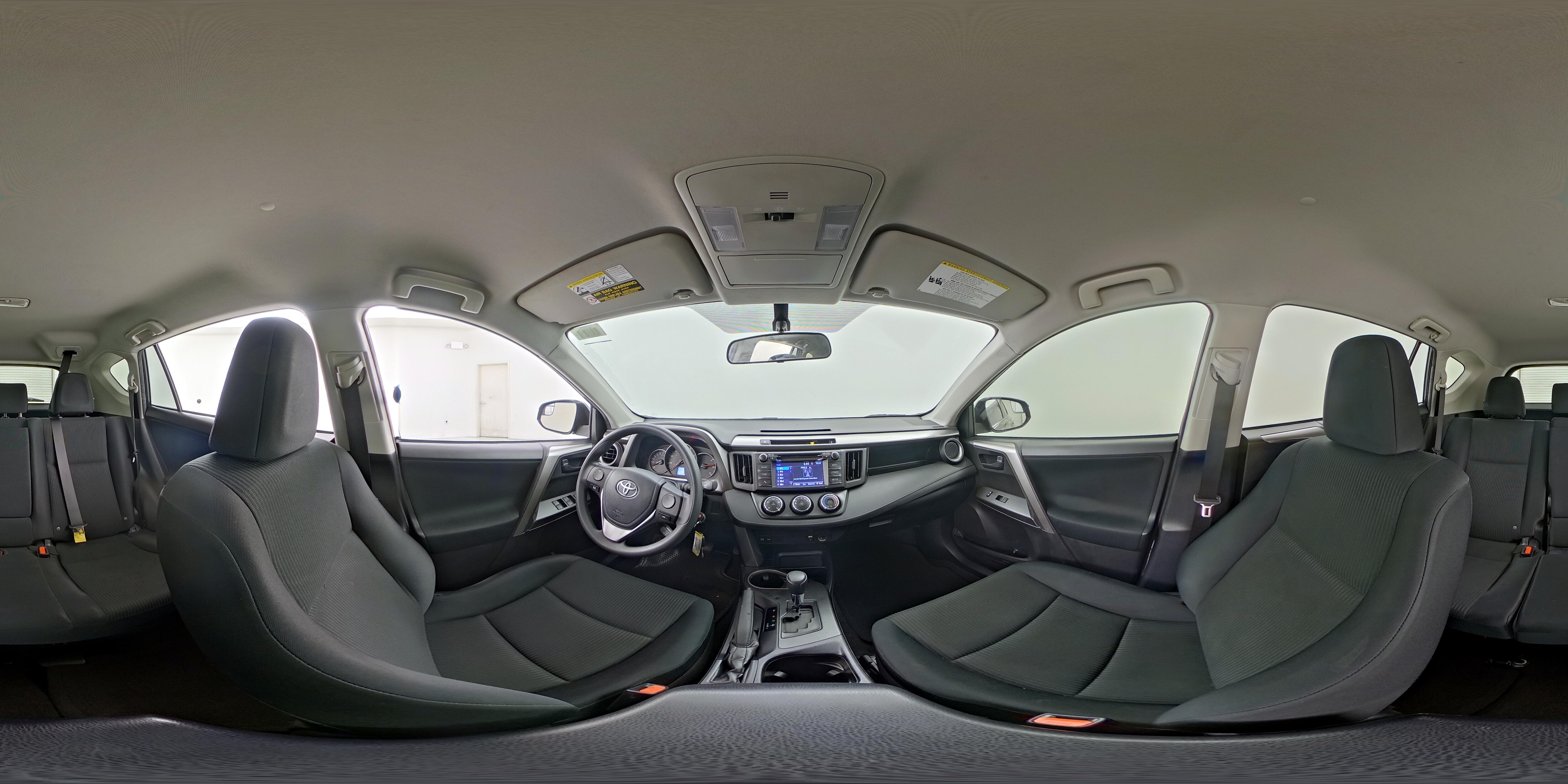 2016 Toyota RAV4 LE - Photo 24
