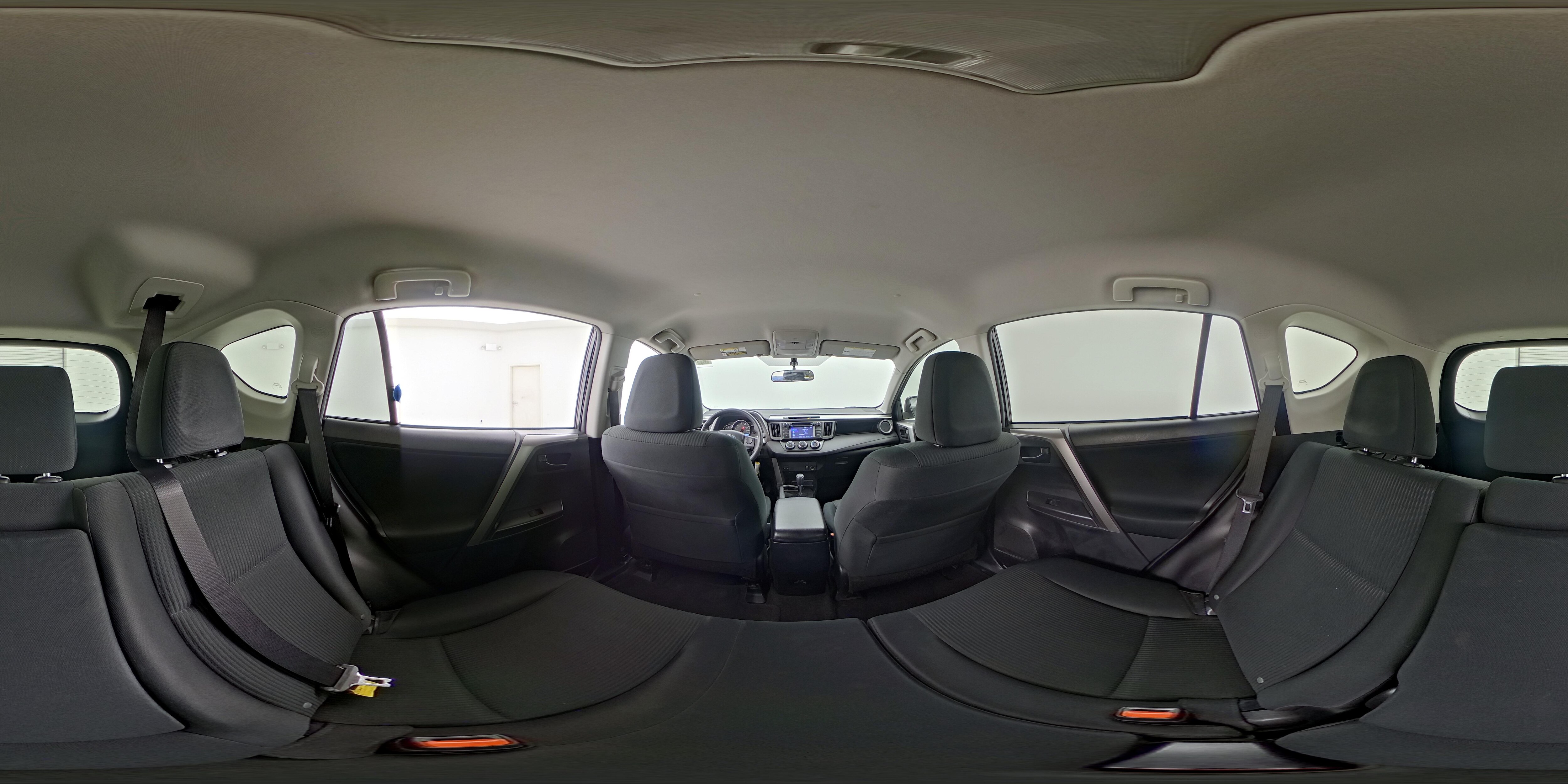 2016 Toyota RAV4 LE - Photo 25