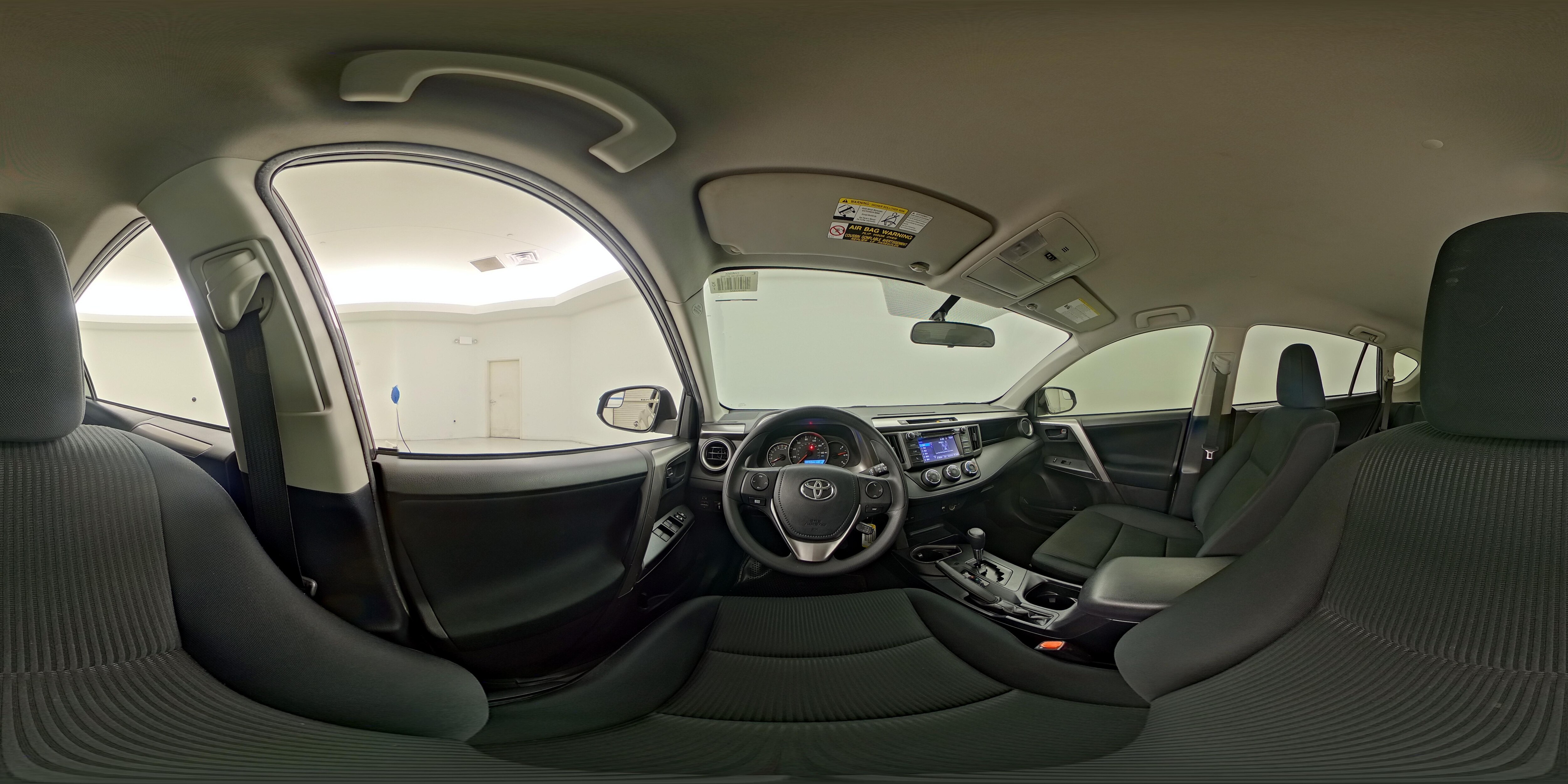 2016 Toyota RAV4 LE - Photo 26