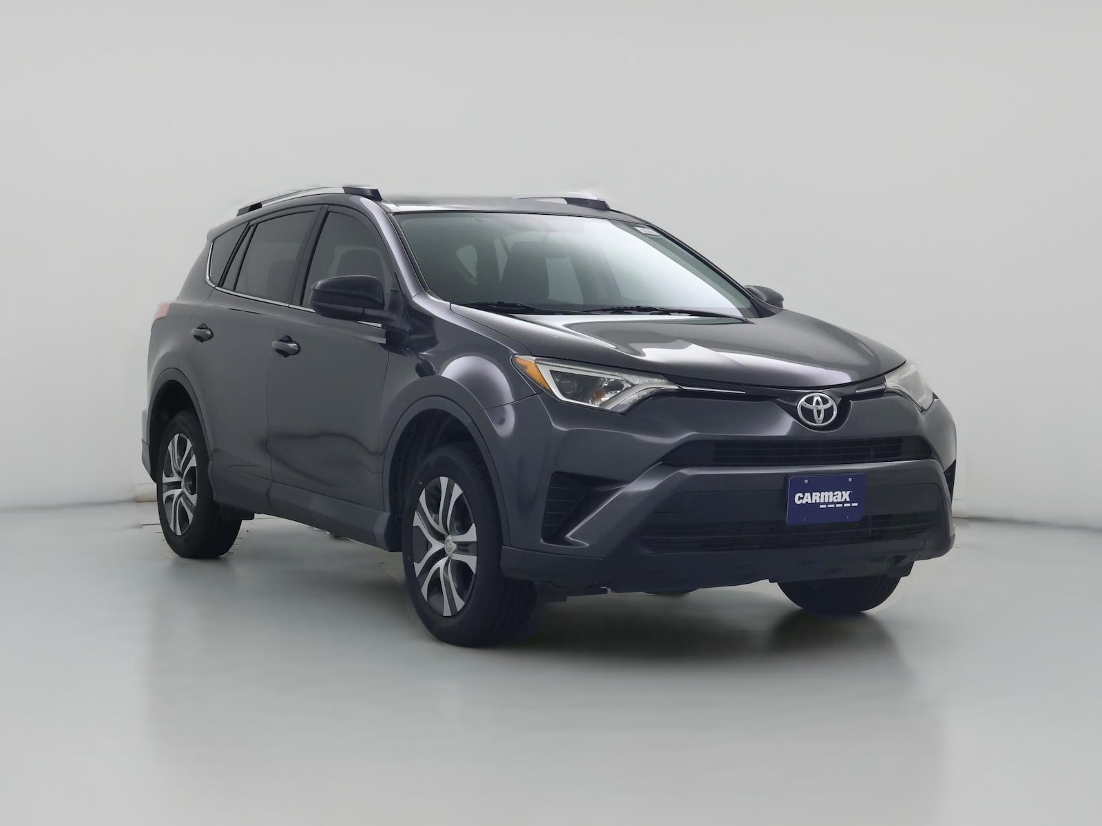 2016 Toyota RAV4 LE - Photo 1