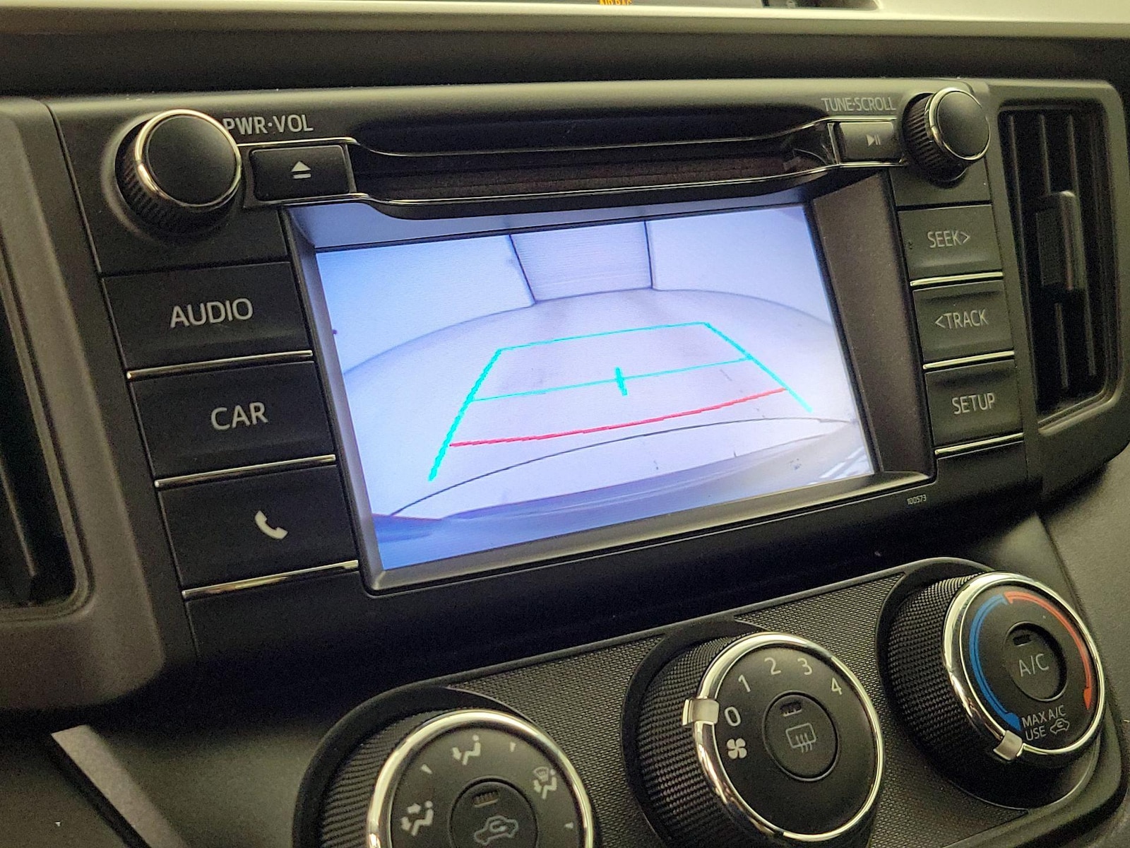 2016 Toyota RAV4 LE - Photo 15