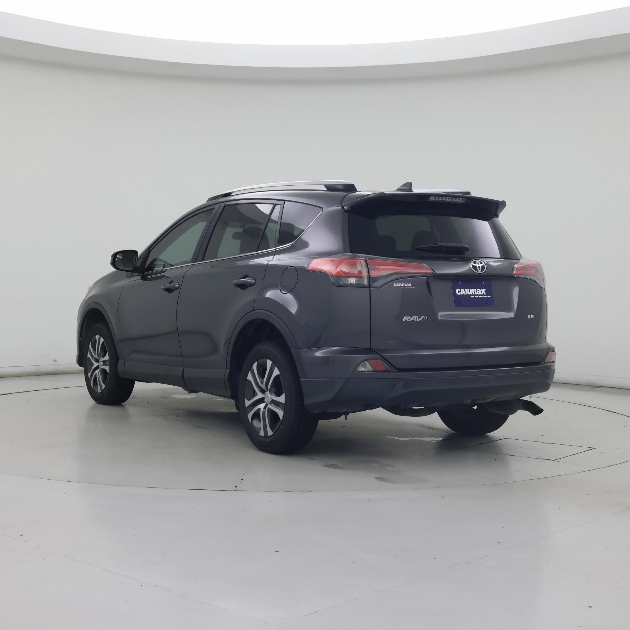 Thumbnail: 2016 Toyota RAV4 - 2