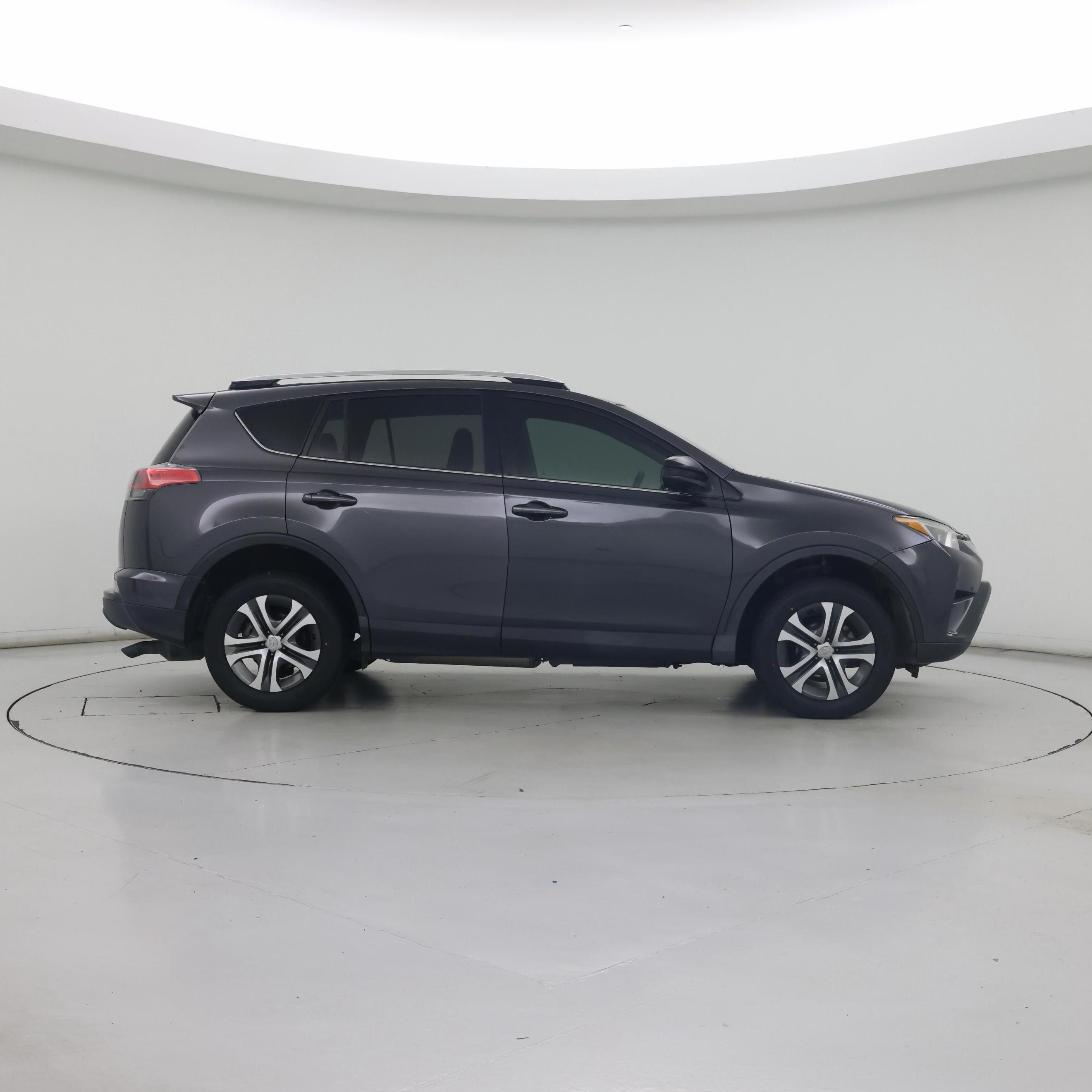 Thumbnail: 2016 Toyota RAV4 - 7